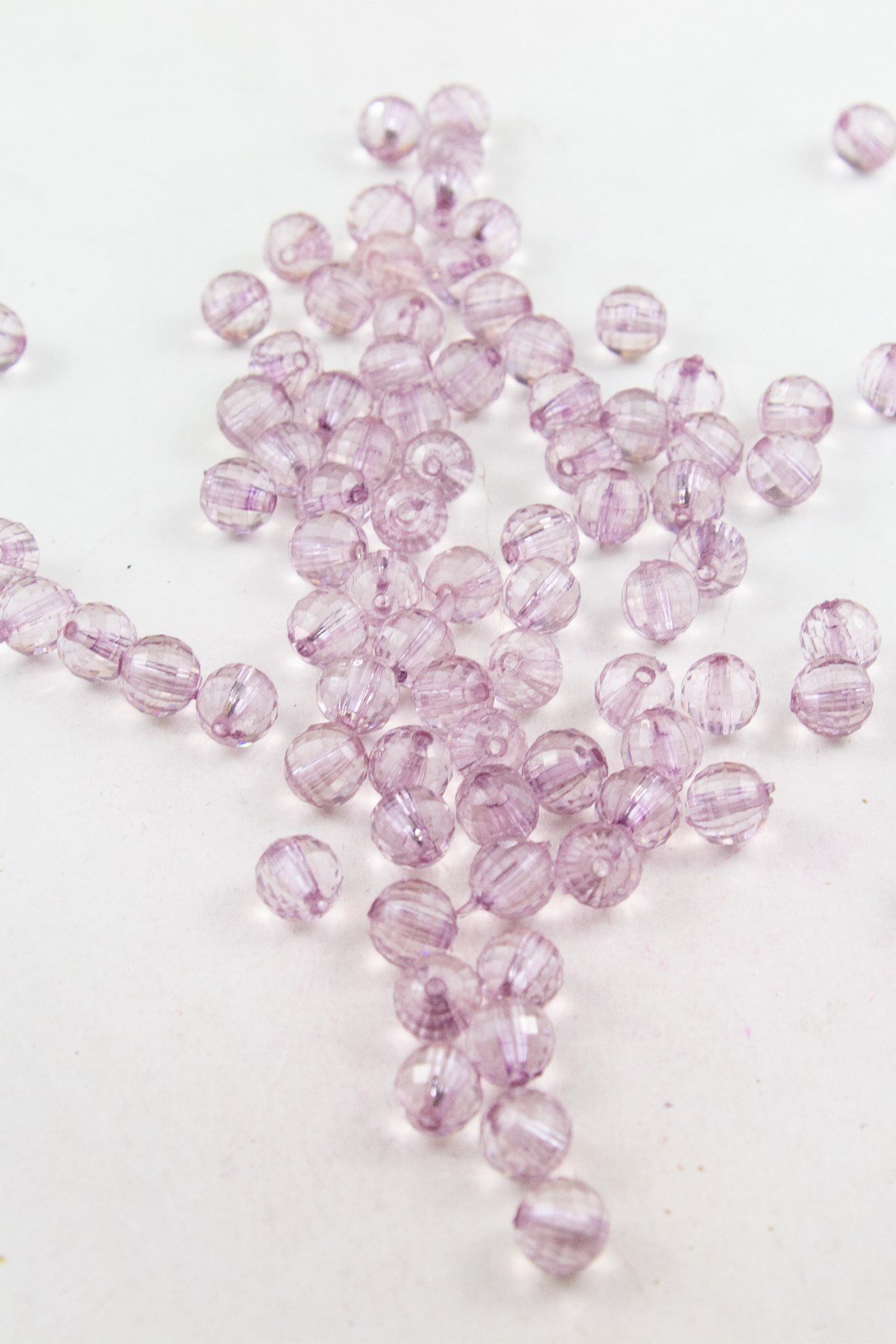 10 mm Pembemsi Lila Akrilik Boncuk Aksesuar Takı Malzemesi (25 Gram)
