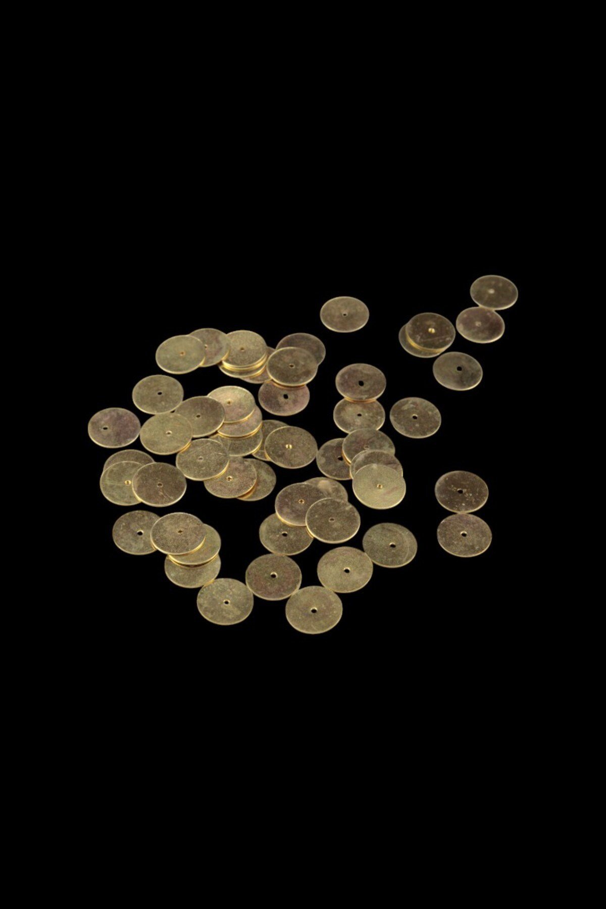 16 mm Gold Ortadan Delikli Metal Pul Payet (30 Gr 35 Adet)