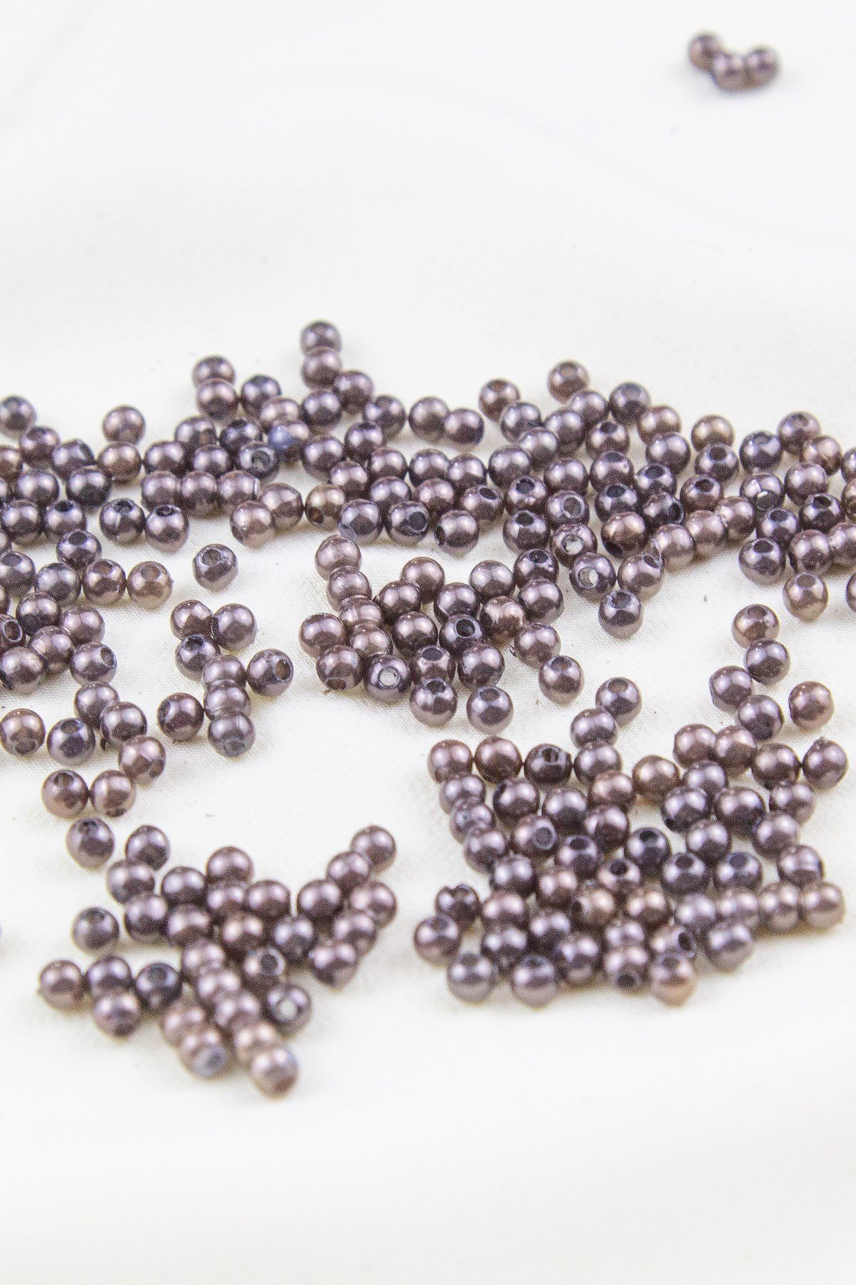4 mm 2 Renk Koyu Kahve Plastik İnci Boncuk Aksesuar Takı Malzemesi (25 Gr)