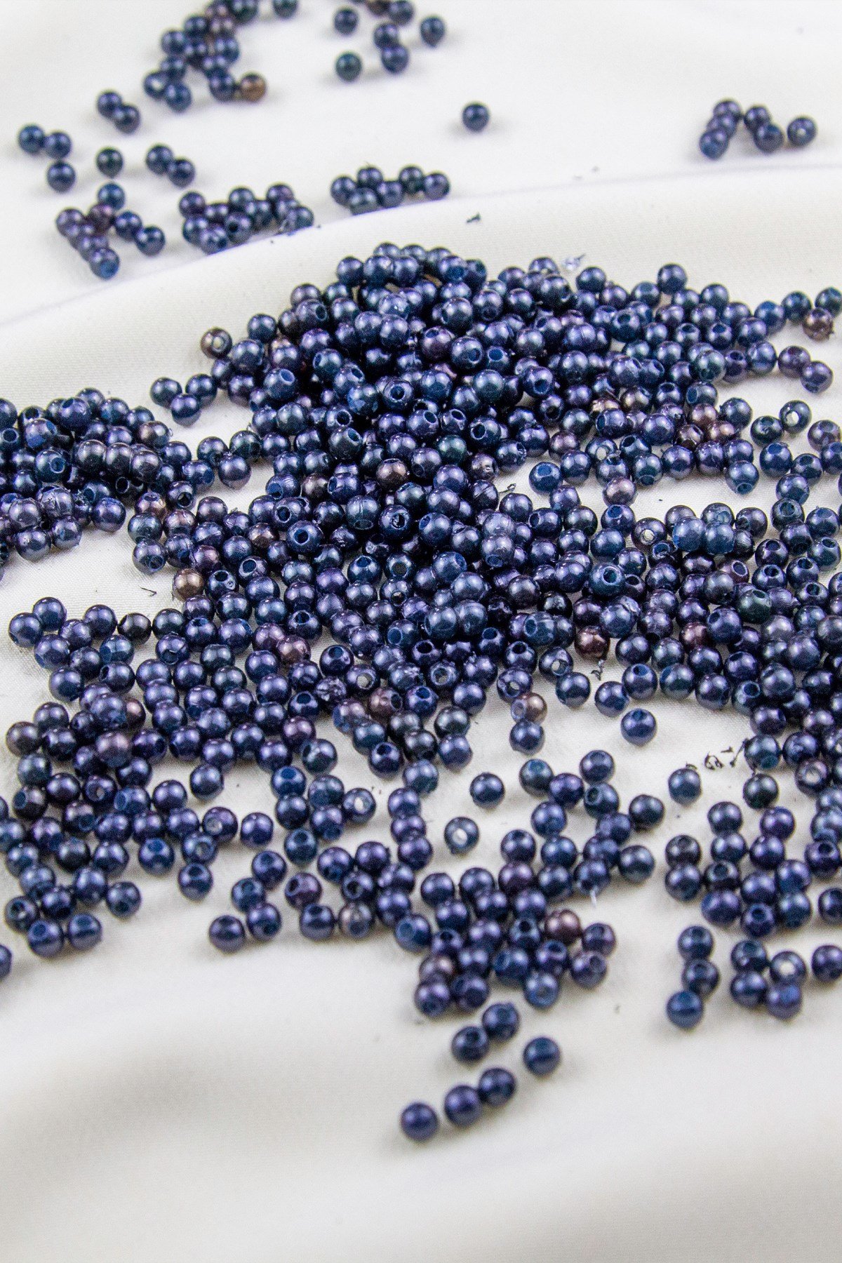4 mm 2 Renk Koyu Lacivert Plastik İnci Boncuk Aksesuar Takı Malzemesi (25 Gr)