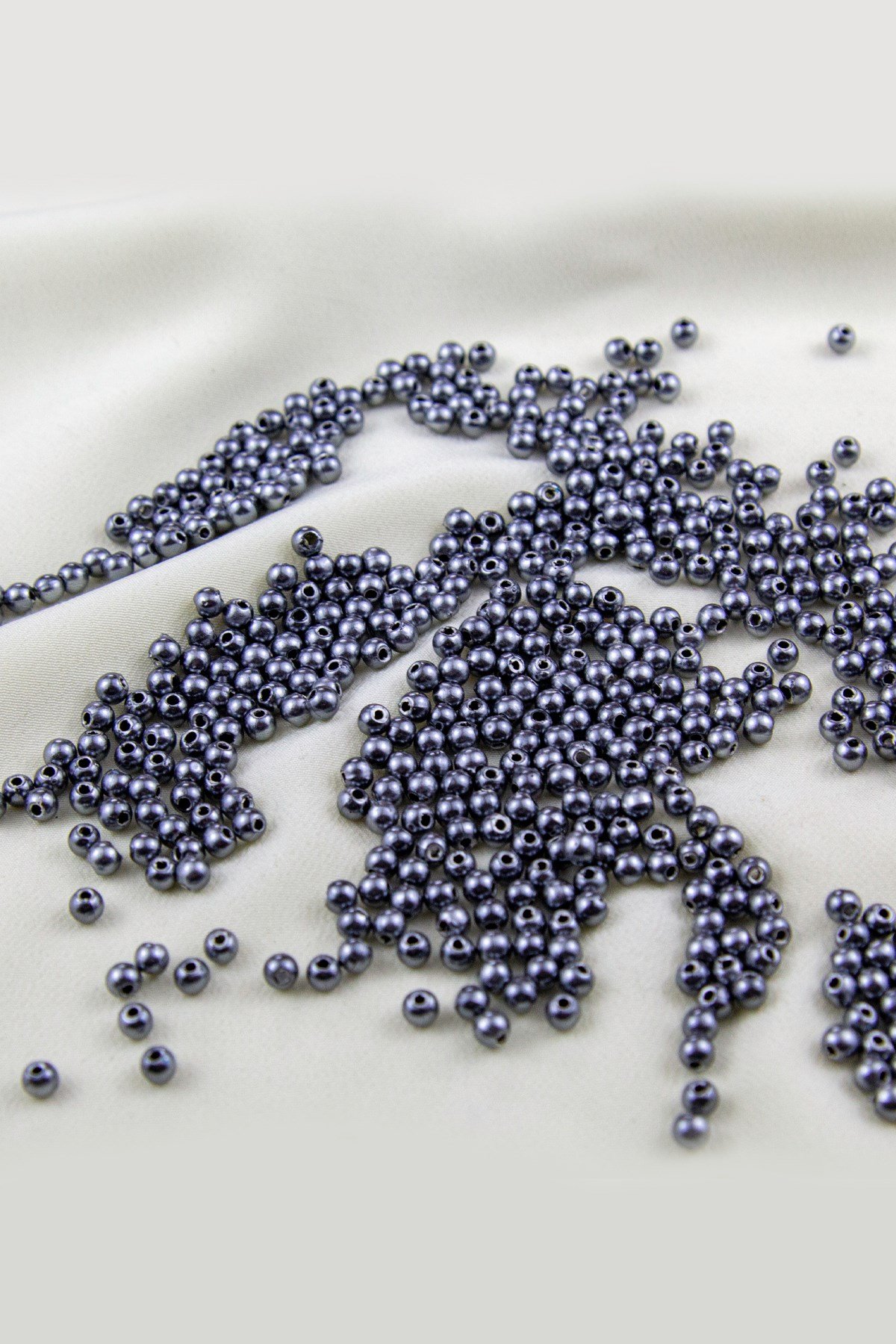 4 mm Koyu Metalik Gri Plastik İnci Boncuk Aksesuar Takı Malzemesi (25 Gr)