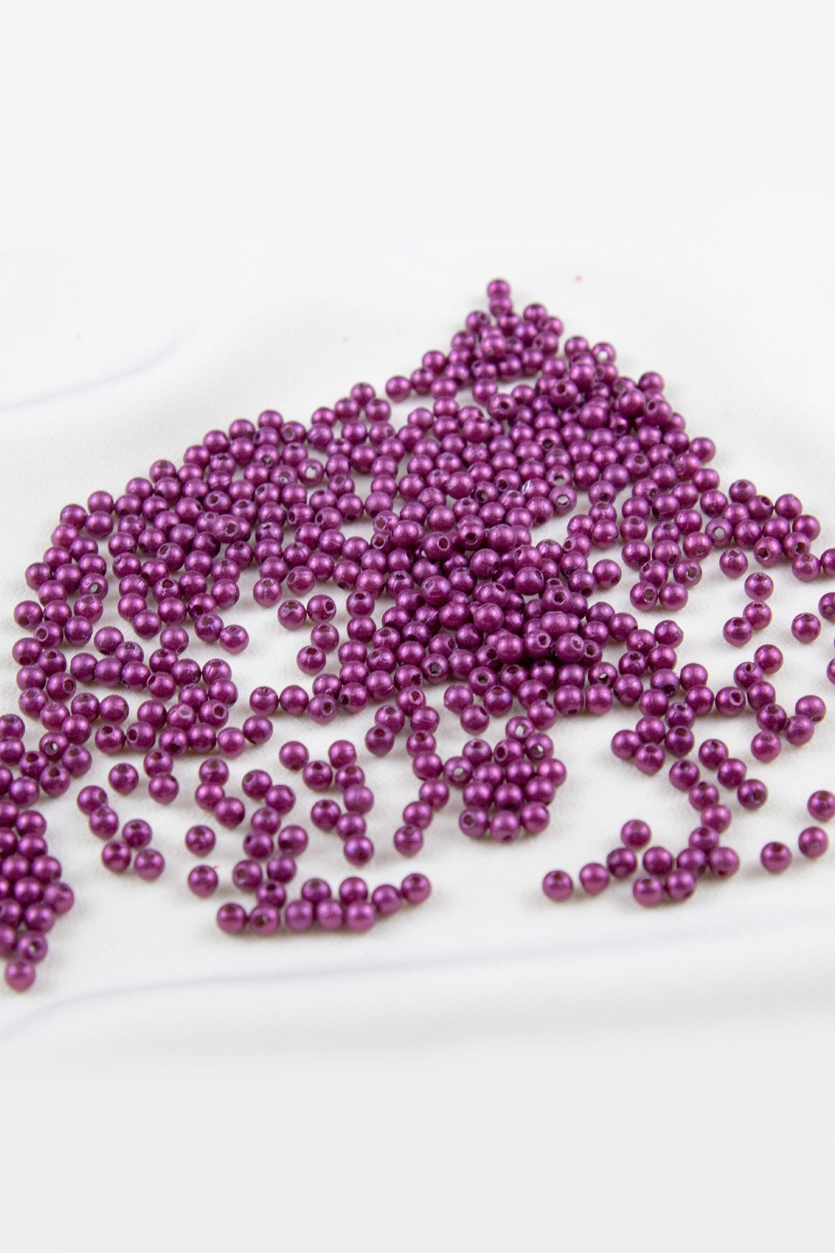 4 mm Koyumsu Mor Plastik İnci Boncuk Aksesuar Takı Malzemesi (25 Gr)