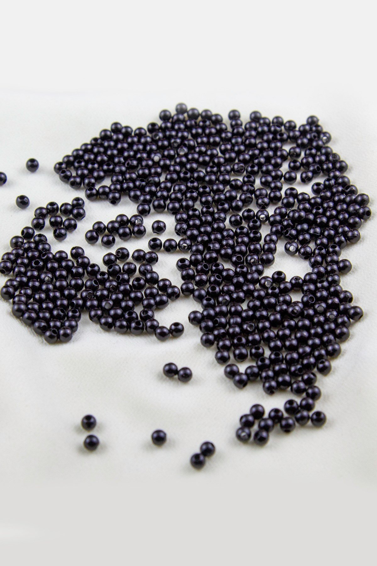4 mm Siyahımsı Plastik İnci Boncuk Aksesuar Takı Malzemesi (25 Gr)