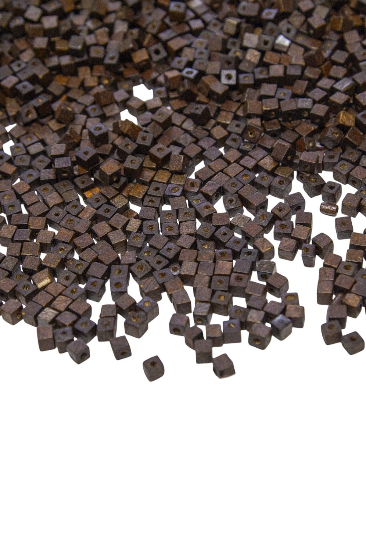 5x5 Kare Kahve Rengi Ahşap Boncuk 35 Gr (400 Adet)