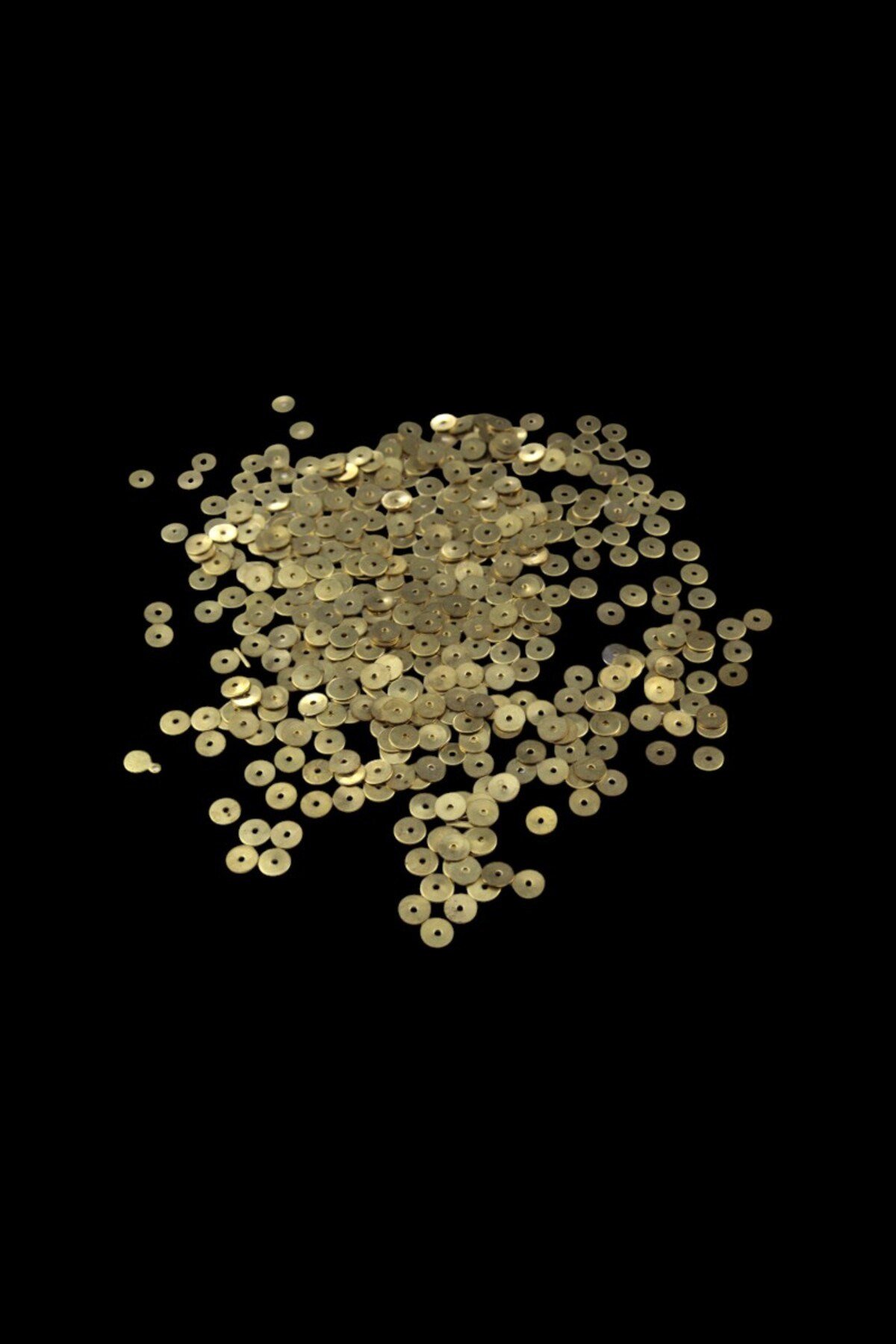7 mm Gold Ortadan Delikli Metal Pul Payet (30 Gr 190 Adet)