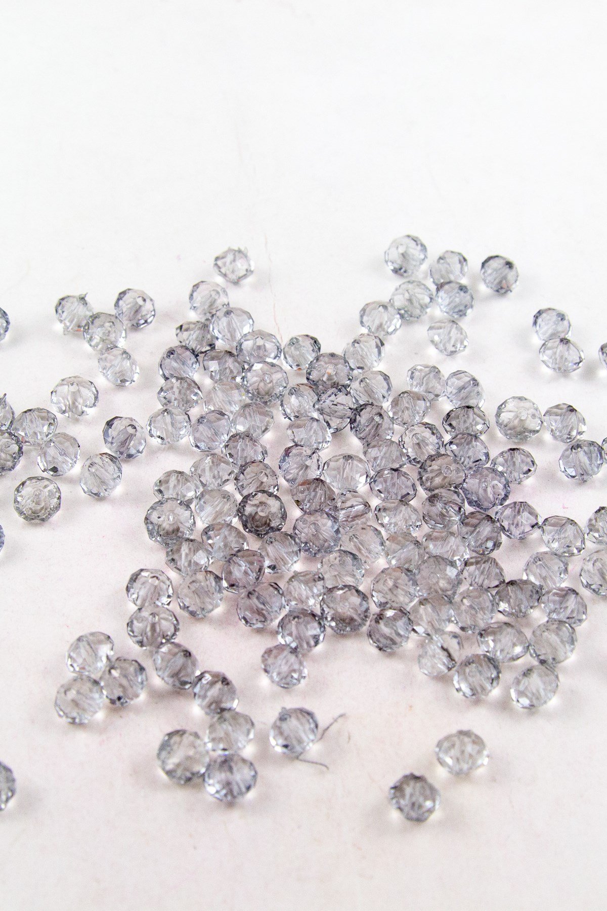 8 mm Basık Gri Boncuk Aksesuar Takı Malzemesi (25 Gram)