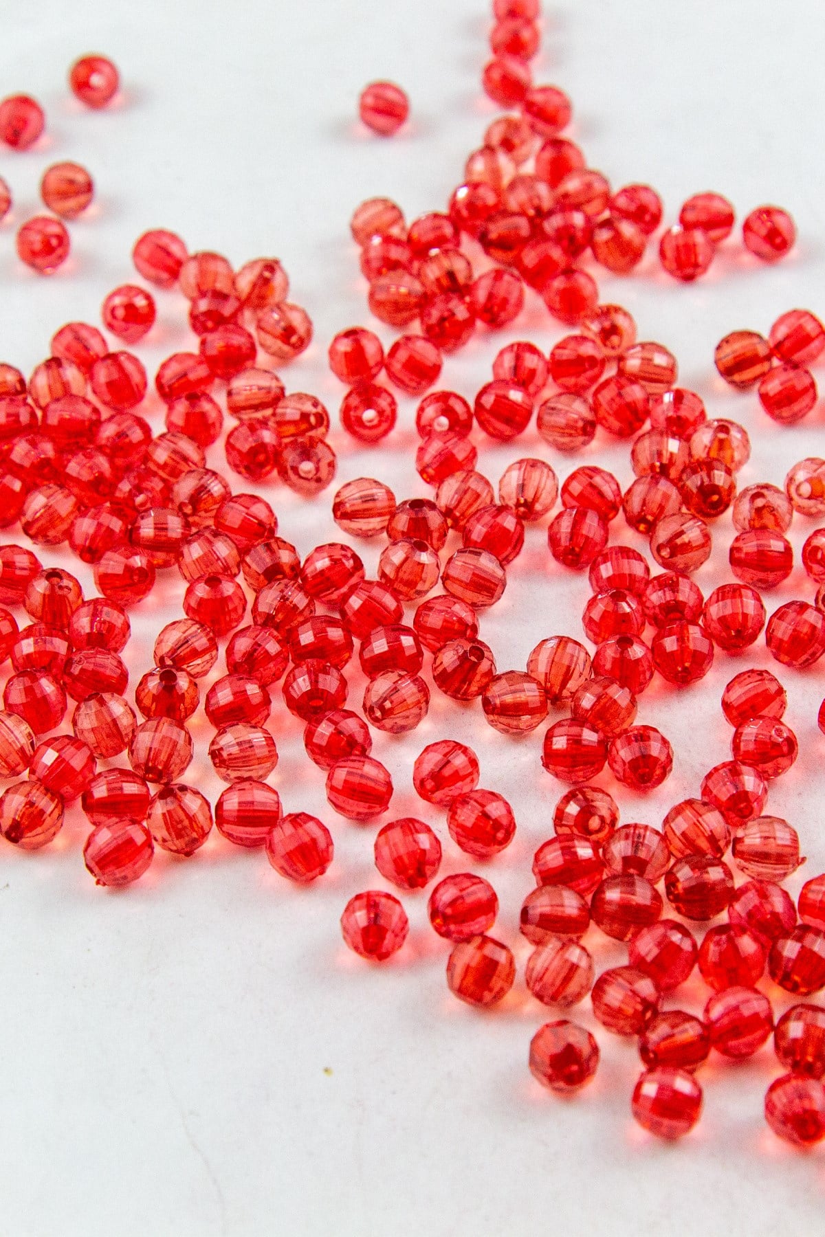 8 mm Dünya Akrilik Boncuk Al Kırmızı Aksesuar Takı Malzemesi (25 Gram)