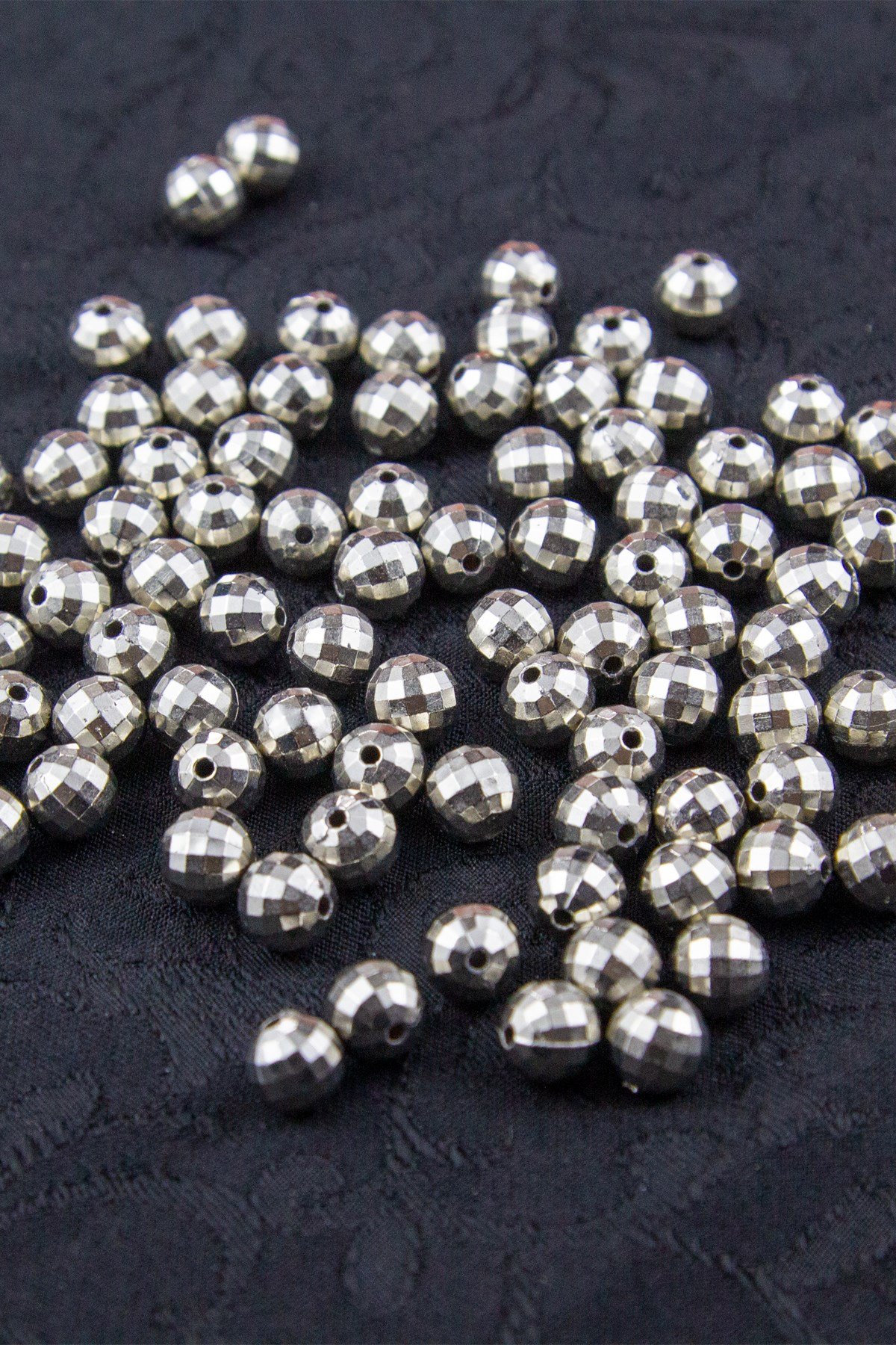 8 mm Dünya CCB Kaplama Gümüş Boncuk Aksesuar Takı Malzemesi (25 Gram)