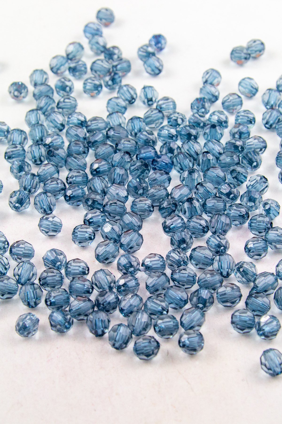 8 mm Dünya Mavi Tonu Akrilik Boncuk Aksesuar Takı Malzemesi (25 Gram)