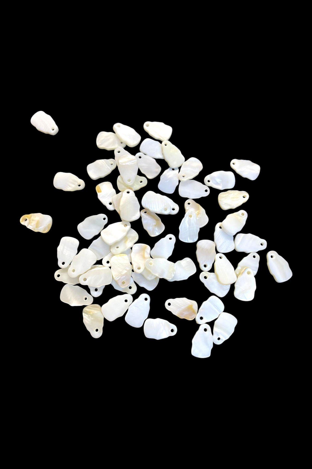 8x13 mm Yandan Delikli Yamuk Desen Pul Doğal Taş Boncuk (25 Adet)