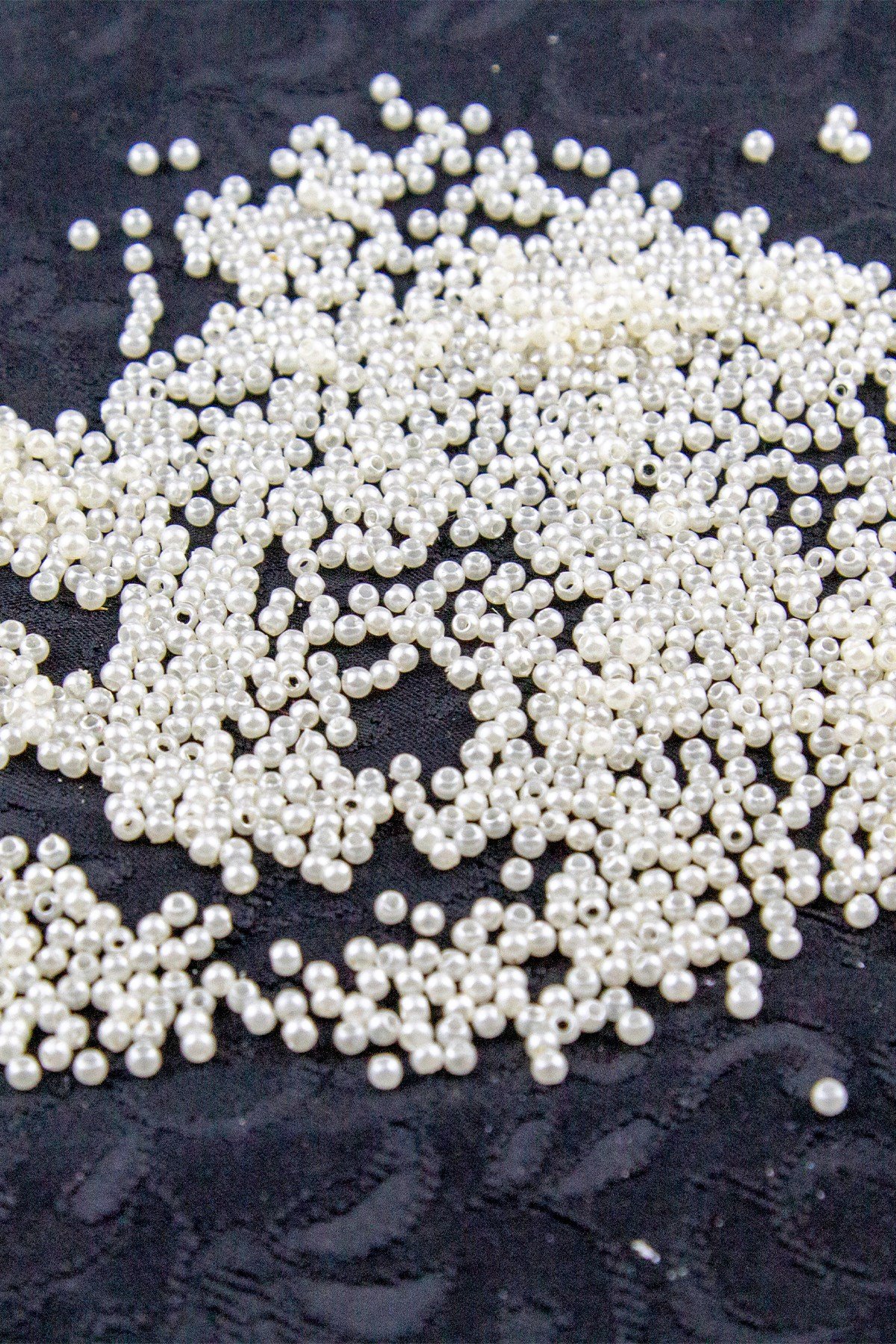 Açık Krem 3 mm Plastik İnci Boncuk Takı Aksesuar Malzemesi (25 Gr)