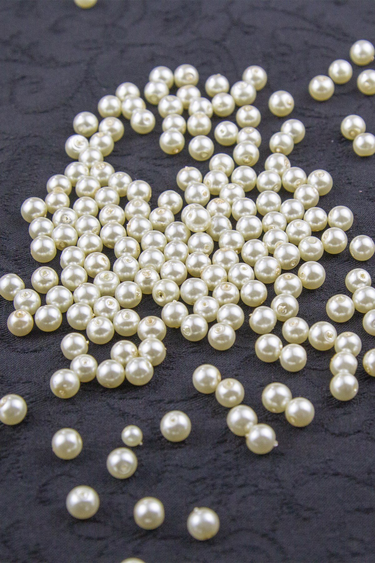 Açık Krem 6 mm İnci Boncuk Aksesuar Takı Malzemesi (30 Gr 105 Adet)