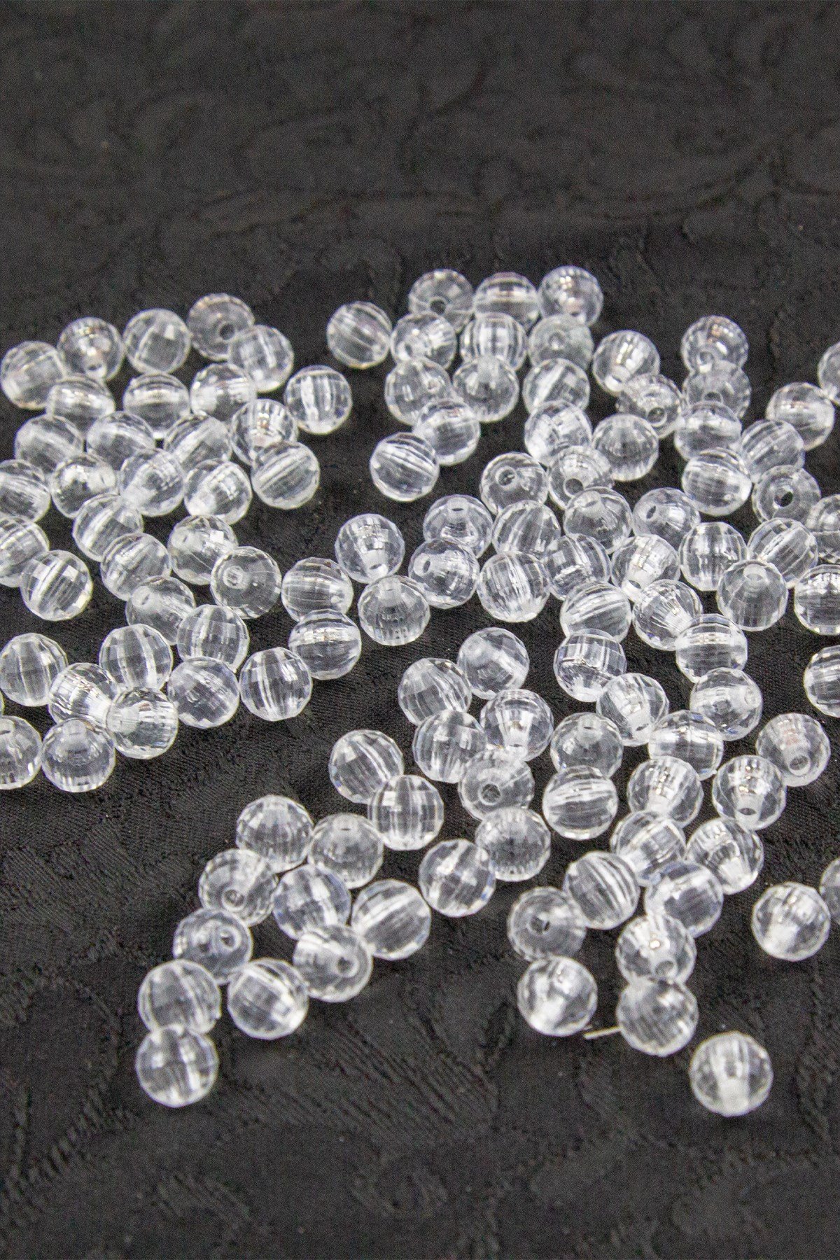 Akrilik Boncuk 8 mm Dünya Şeffaf Aksesuar Takı Malzemesi (25 Gram)