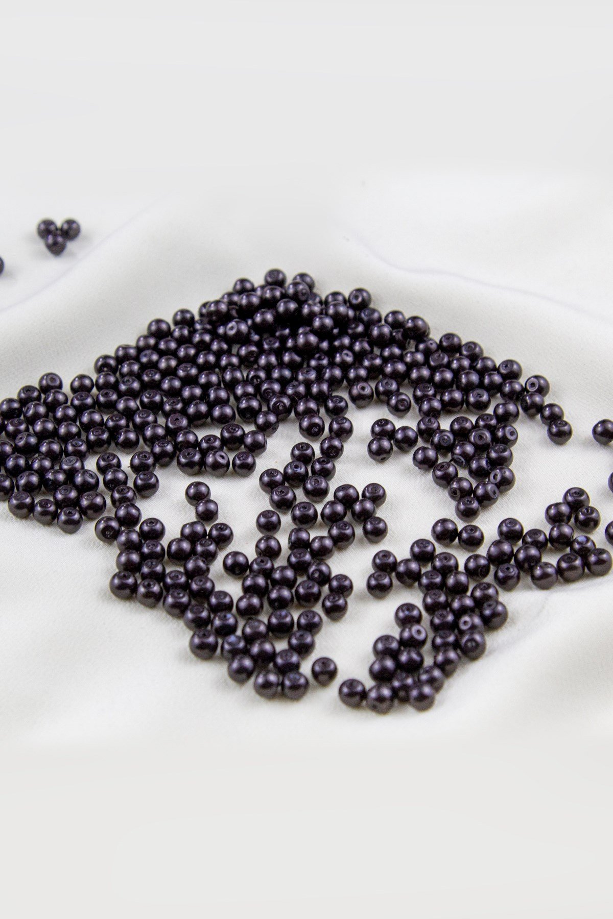 Cam İnci Boncuk 5 mm Mat Siyah Aksesuar Takı Malzemesi (25 Gr)