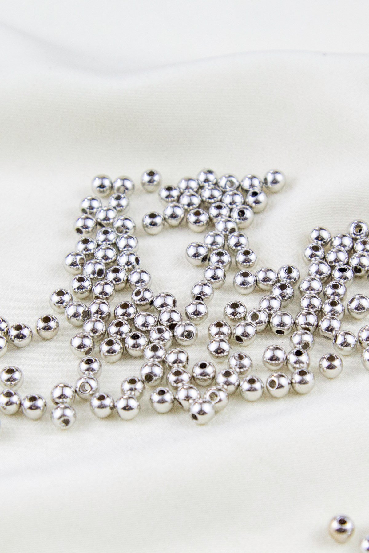 Gümüş CCB Kaplama 5 mm Plastik İnci Boncuk Aksesuar Malzemesi (25 Gr)