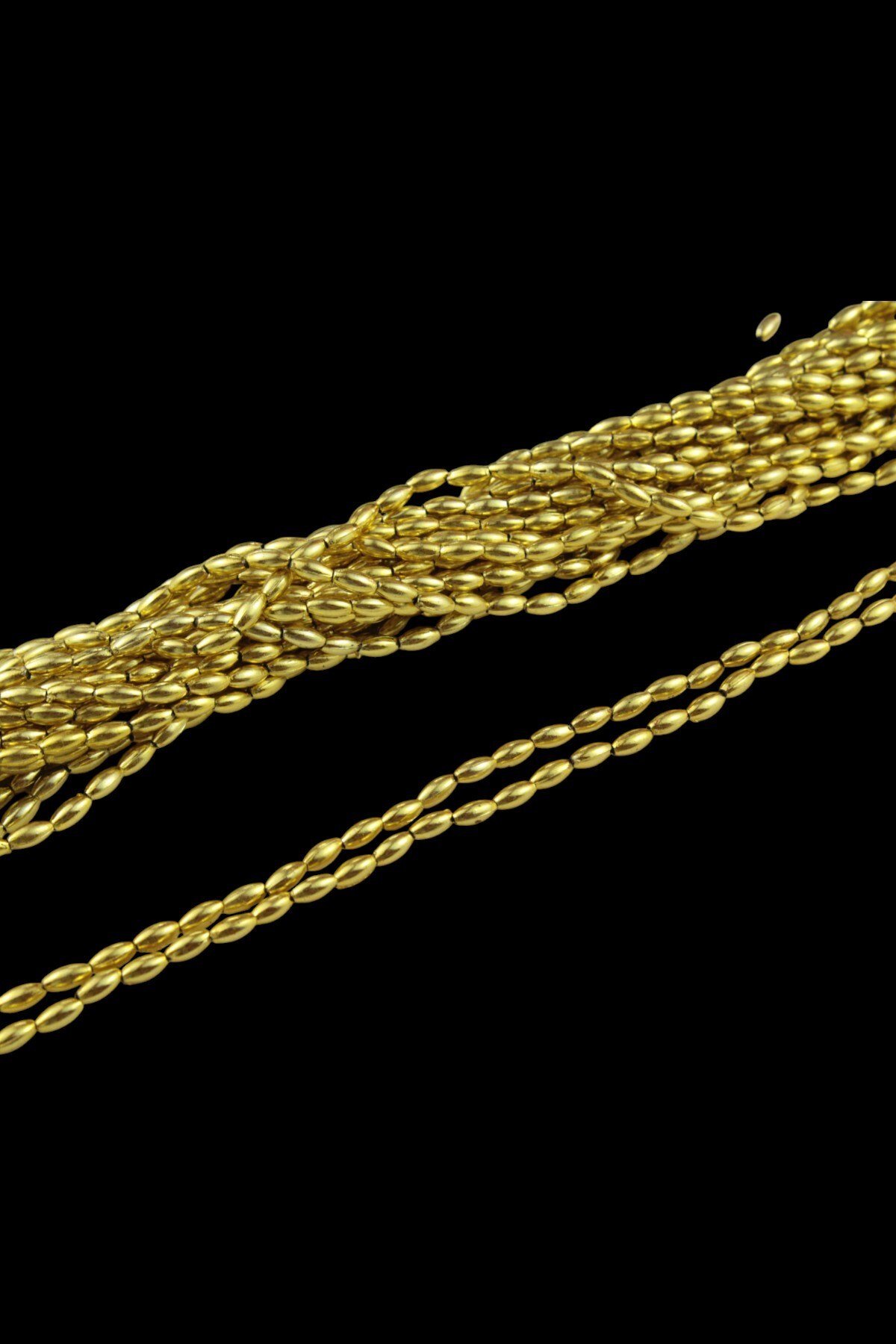 İnci Arpa Boncuk Açık Gold Soba Boyalı 4x8 mm (20 Gr Ortalama 300 Adet)