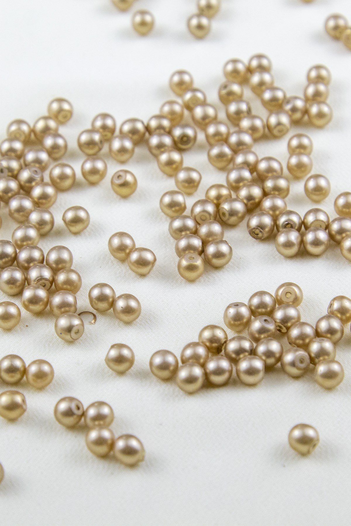 Karamel Rengi 6 mm İnci Boncuk Aksesuar Takı Malzemesi (30 Gr 105 Adet)