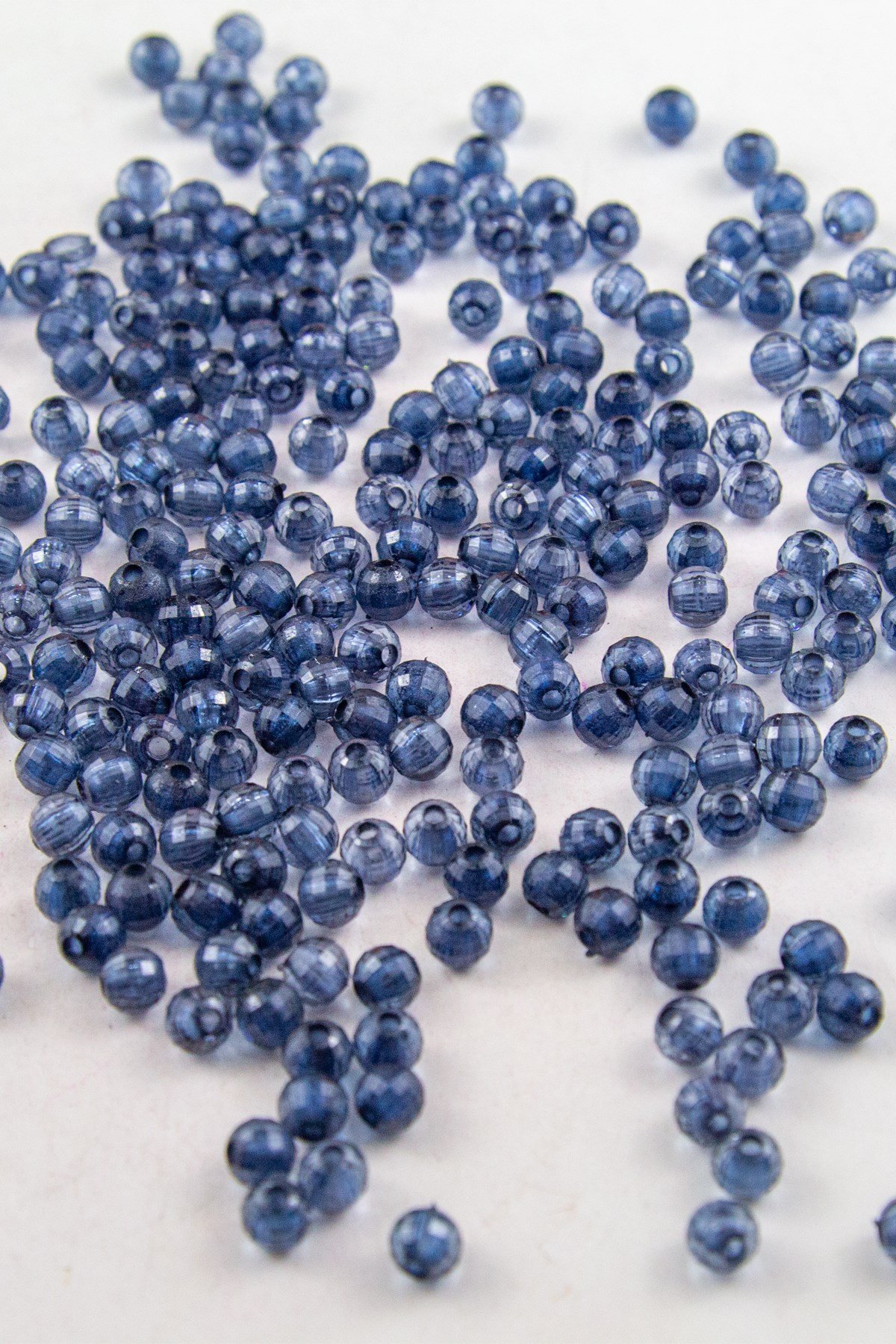 Koyu Gri 6 mm Dünya Akrilik Boncuk Aksesuar (25 Gram)