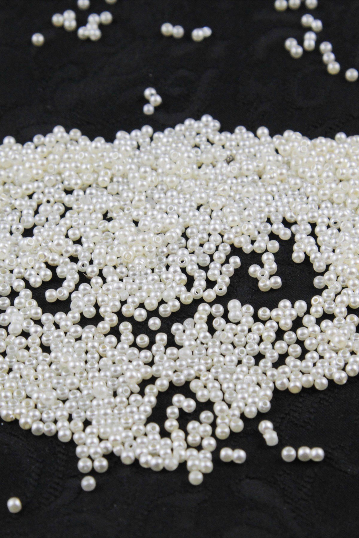 Krem 3 mm Plastik İnci Boncuk Takı Aksesuar Malzemesi (25 Gr)