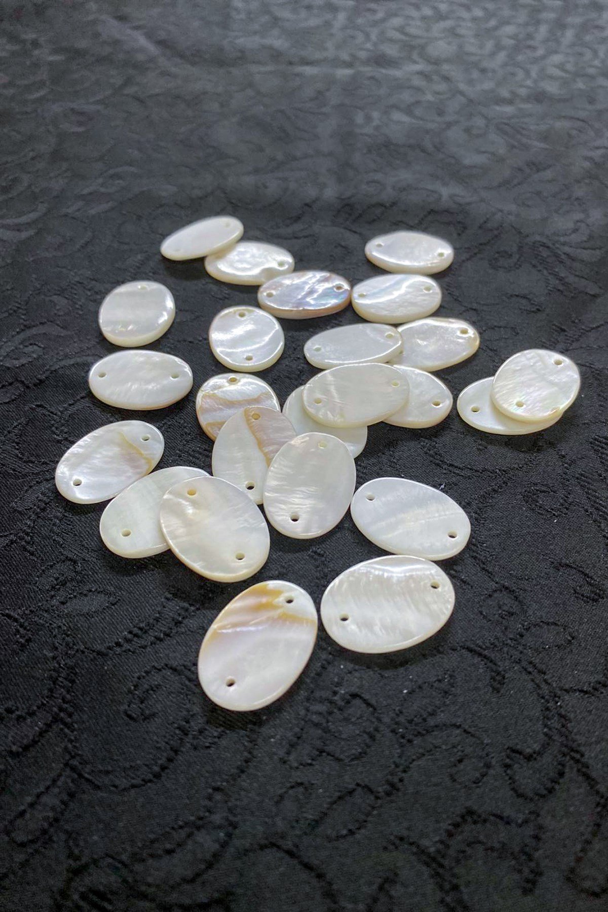 Oval Yandan Çift Delikli 18x25 mm Pul Boncuk Doğal Taş (20 Adet)
