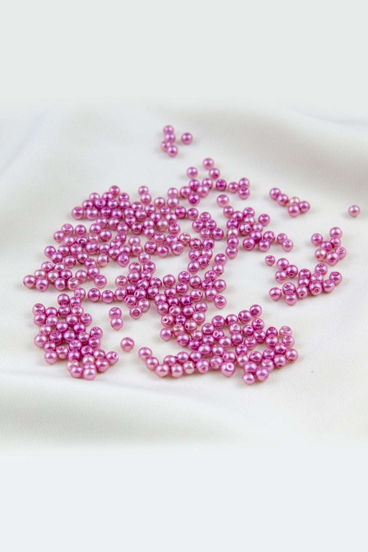 Pastel Pembe 4 mm Cam İnci Boncuk Aksesuar Takı Malzemesi (30 Gr 330 Adet)
