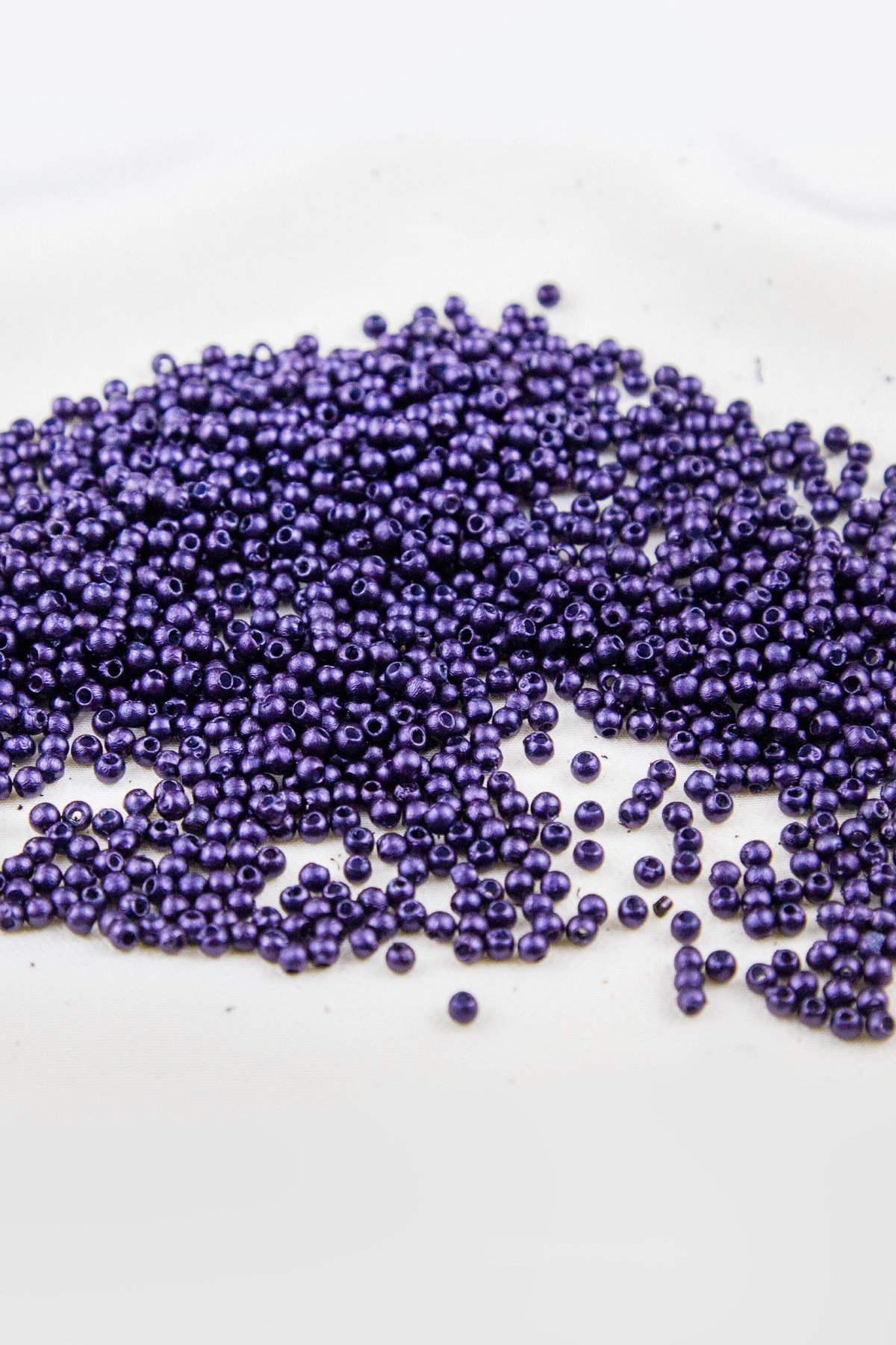 Patlıcan Mor 3 mm Plastik İnci Boncuk Takı Aksesuar Malzemesi (25 Gr)