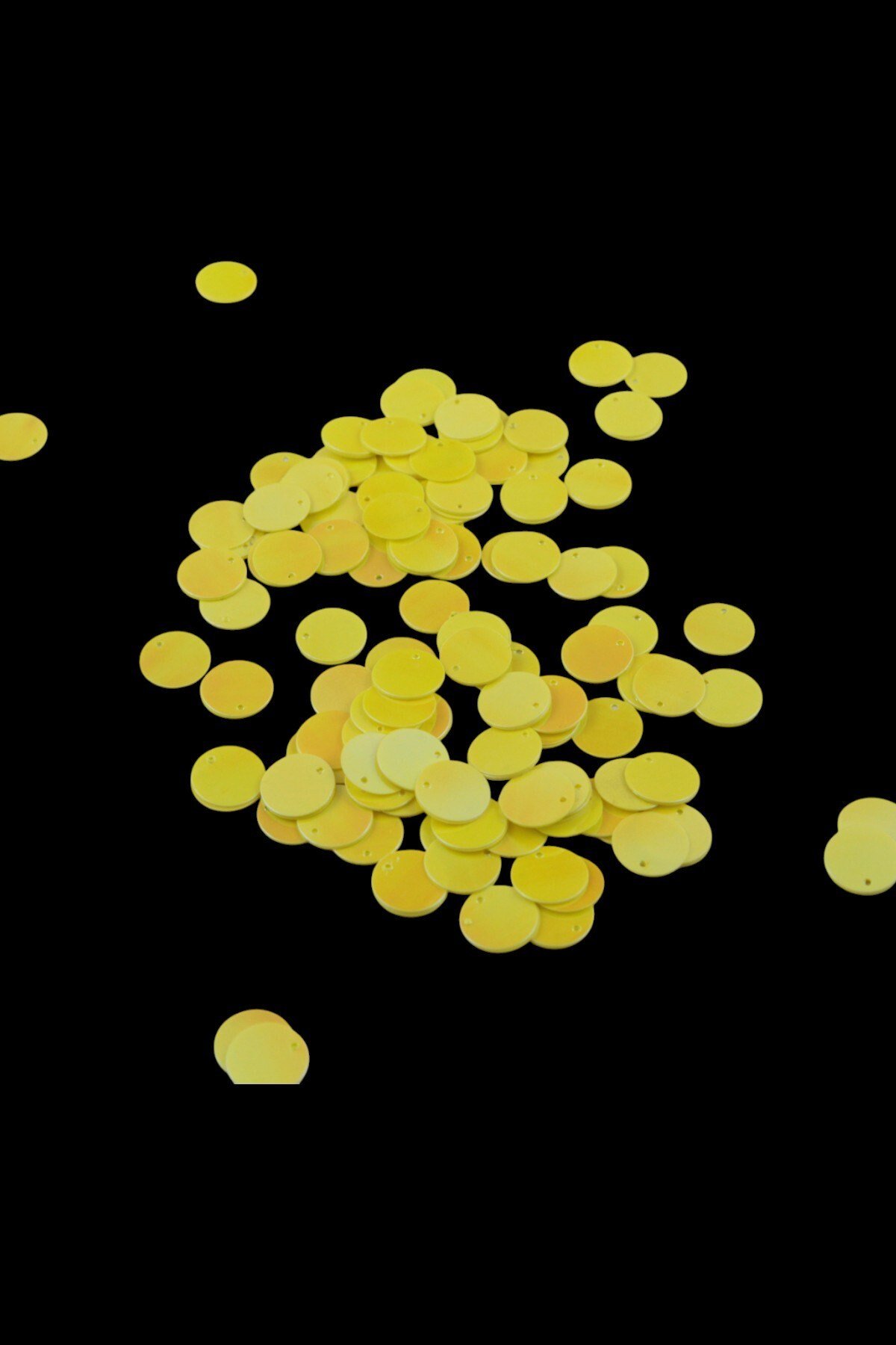 Sarı Janjan 12 mm Yandan Delikli Plastik Pul Payet 30 Gr (Tülbent, Oya, Havlu Malzemesi)
