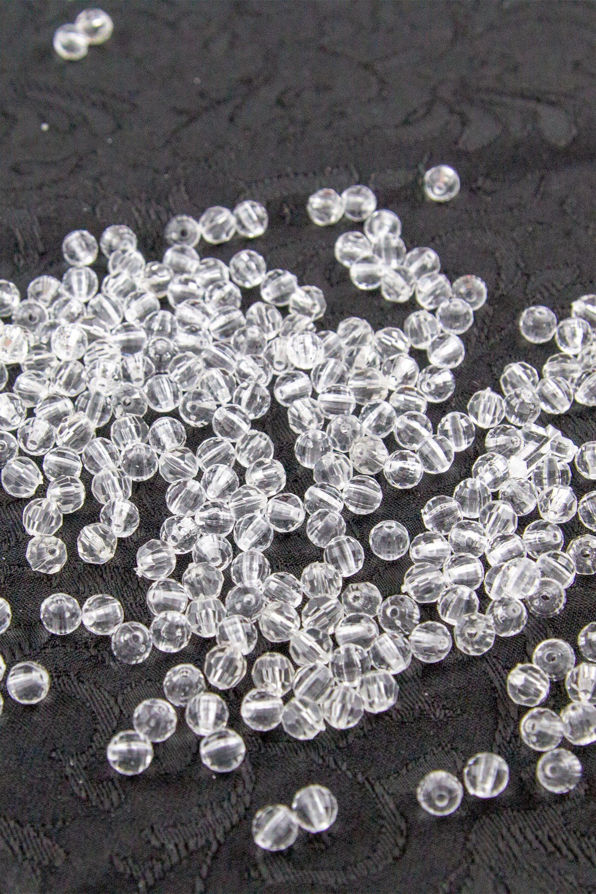 Şeffaf 6 mm Dünya Akrilik Boncuk Aksesuar (25 Gram)