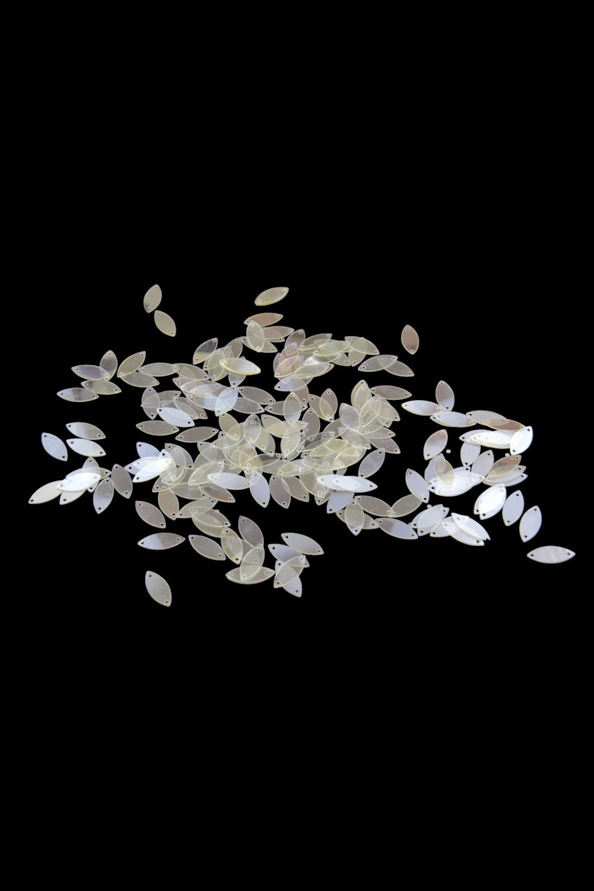 Şeffaf 7x15 mm Mekik Desen Plastik Plastik Pul Payet 30 Gr (Tülbent, Oya, Havlu Malzemesi)