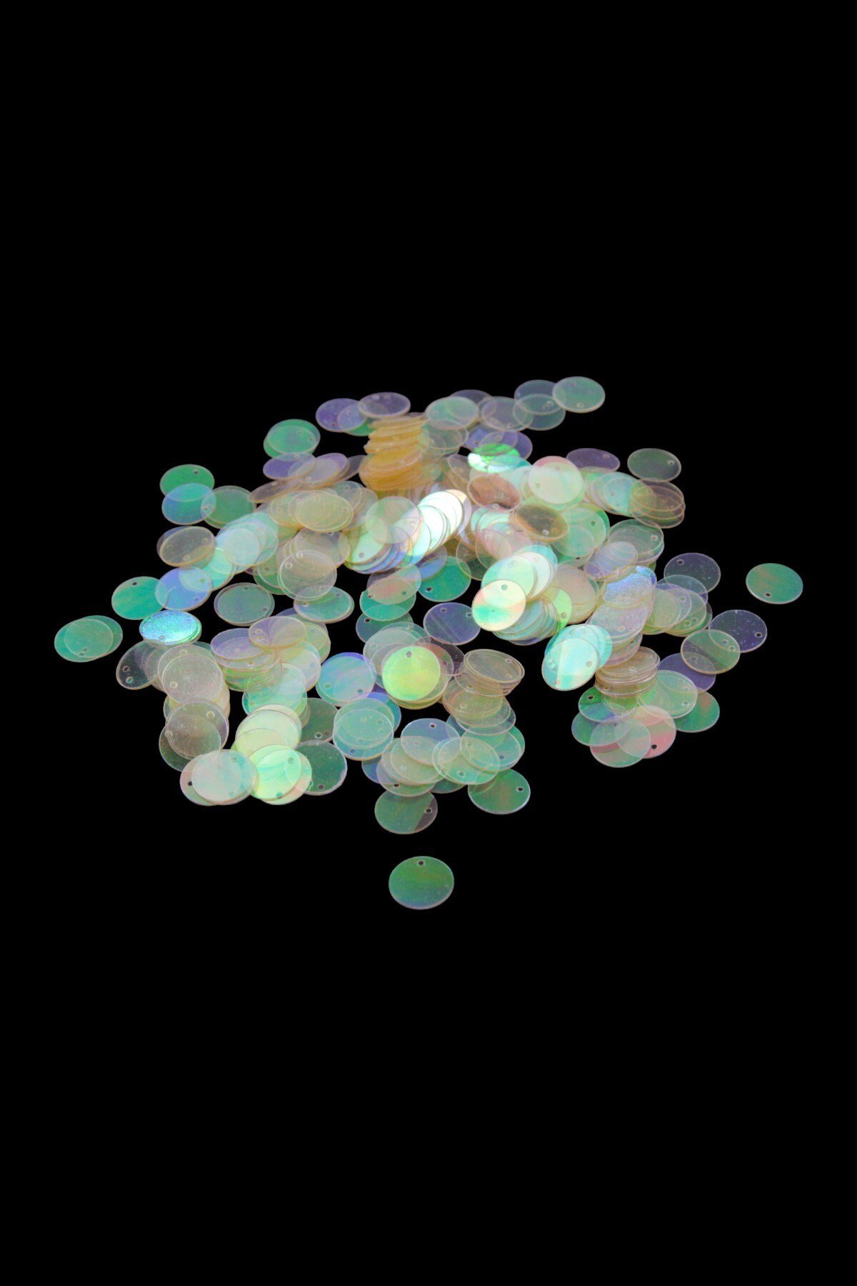Şeffaf Pembe Janjan 12 mm Yandan Delikli Plastik Pul Payet 30 Gr (Tülbent, Oya, Havlu Malzemesi)