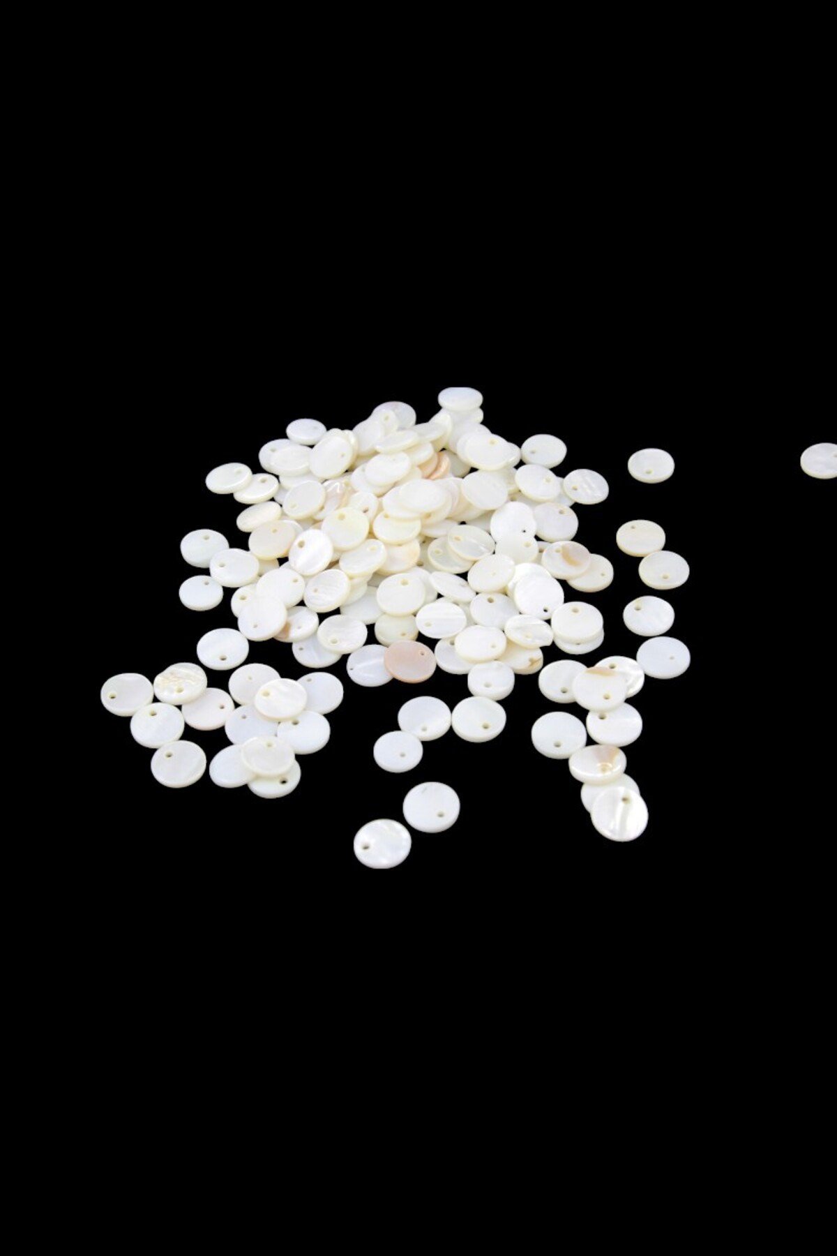 Yuvarlak Yandan 11 mm Delikli Sedef Boncuk (40 ADET)