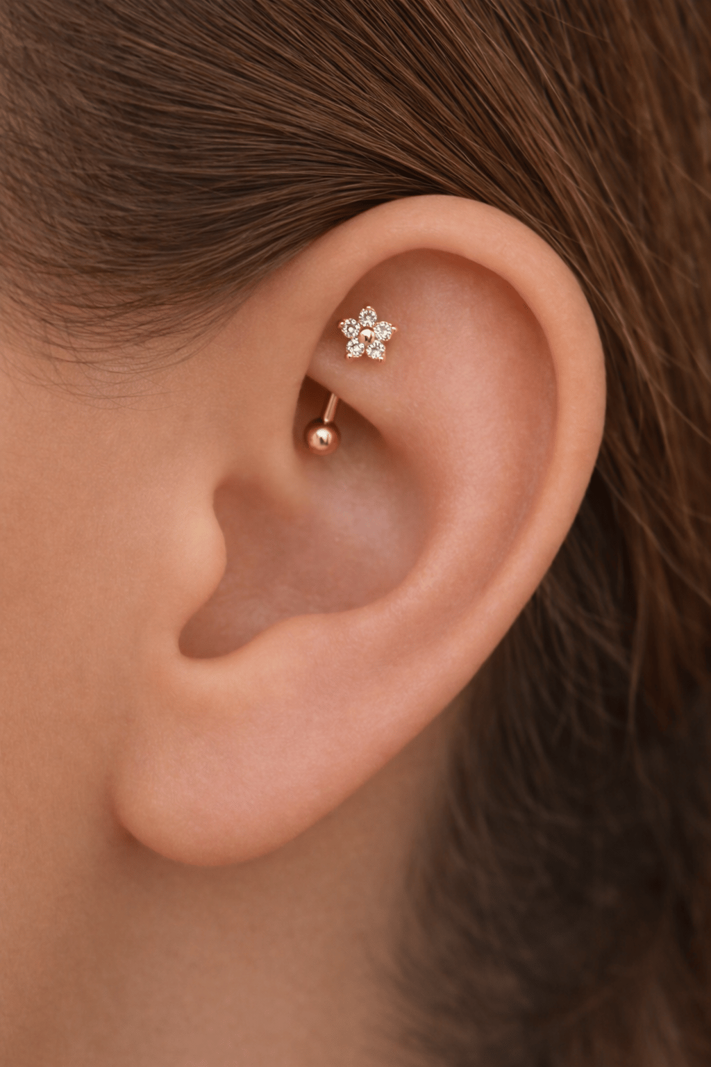 Taşlı Çiçekli Çelik Rook Piercing Daith Helix Kaş Göbek Lob Uyumlu Piercing