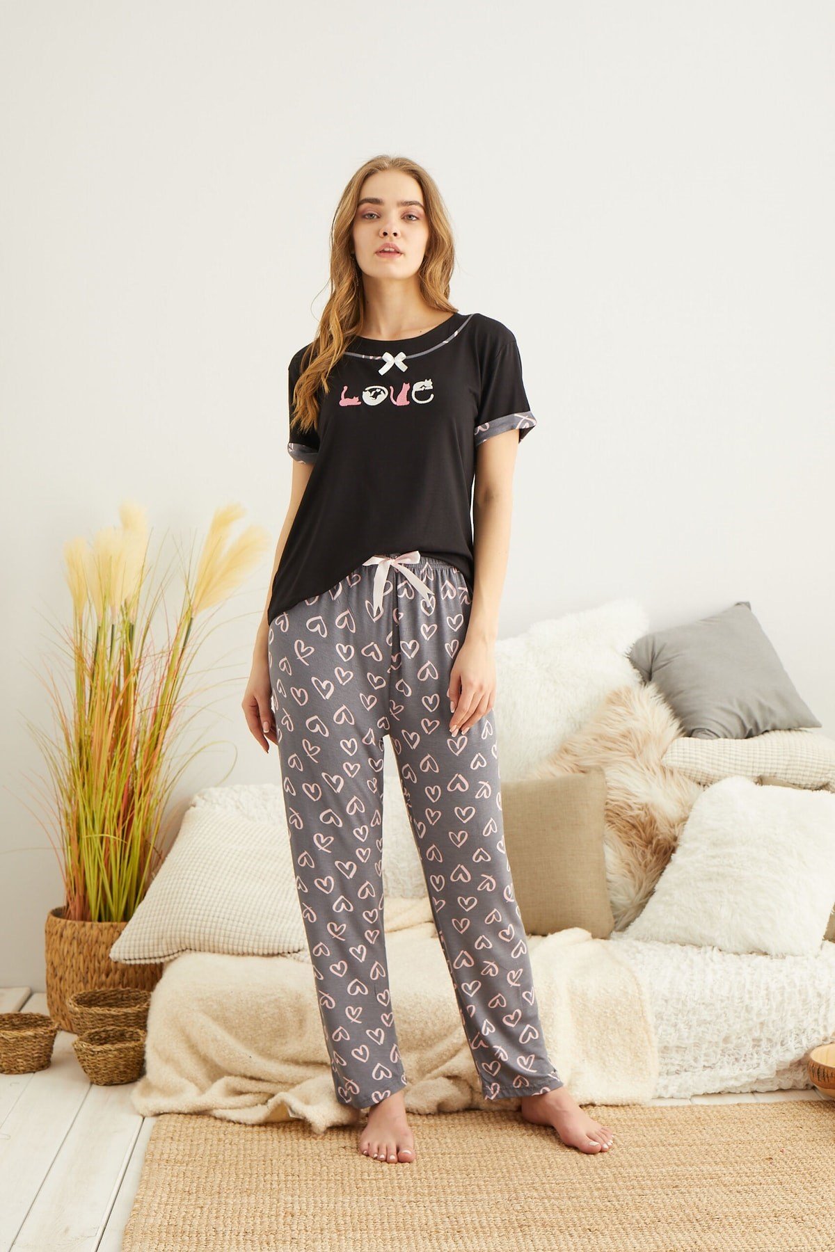 Kadın Gece Siyahı Kedili Love Nakışlı Pijama Takımı