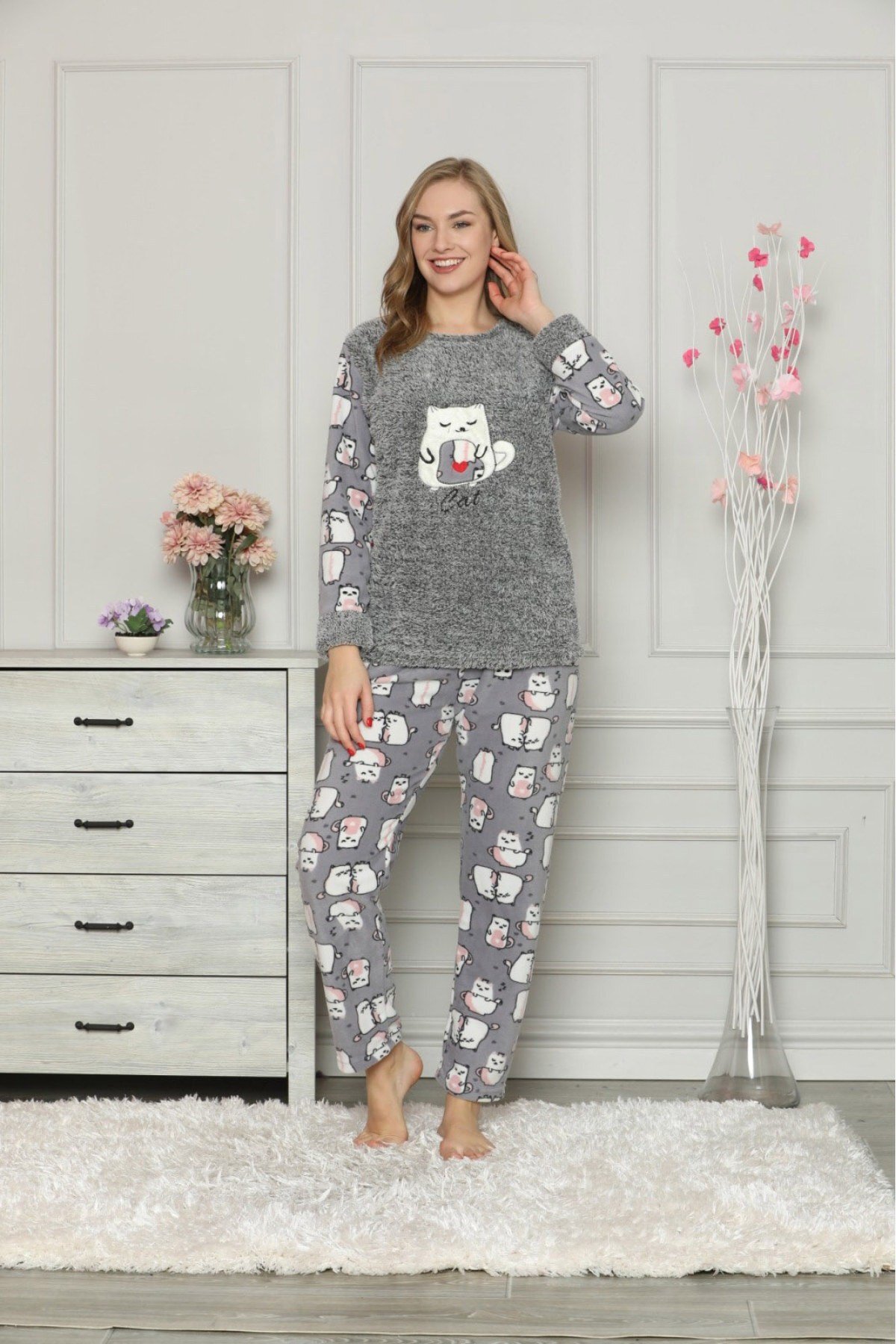 Kadın Gri Kedili Polar Pijama Takım