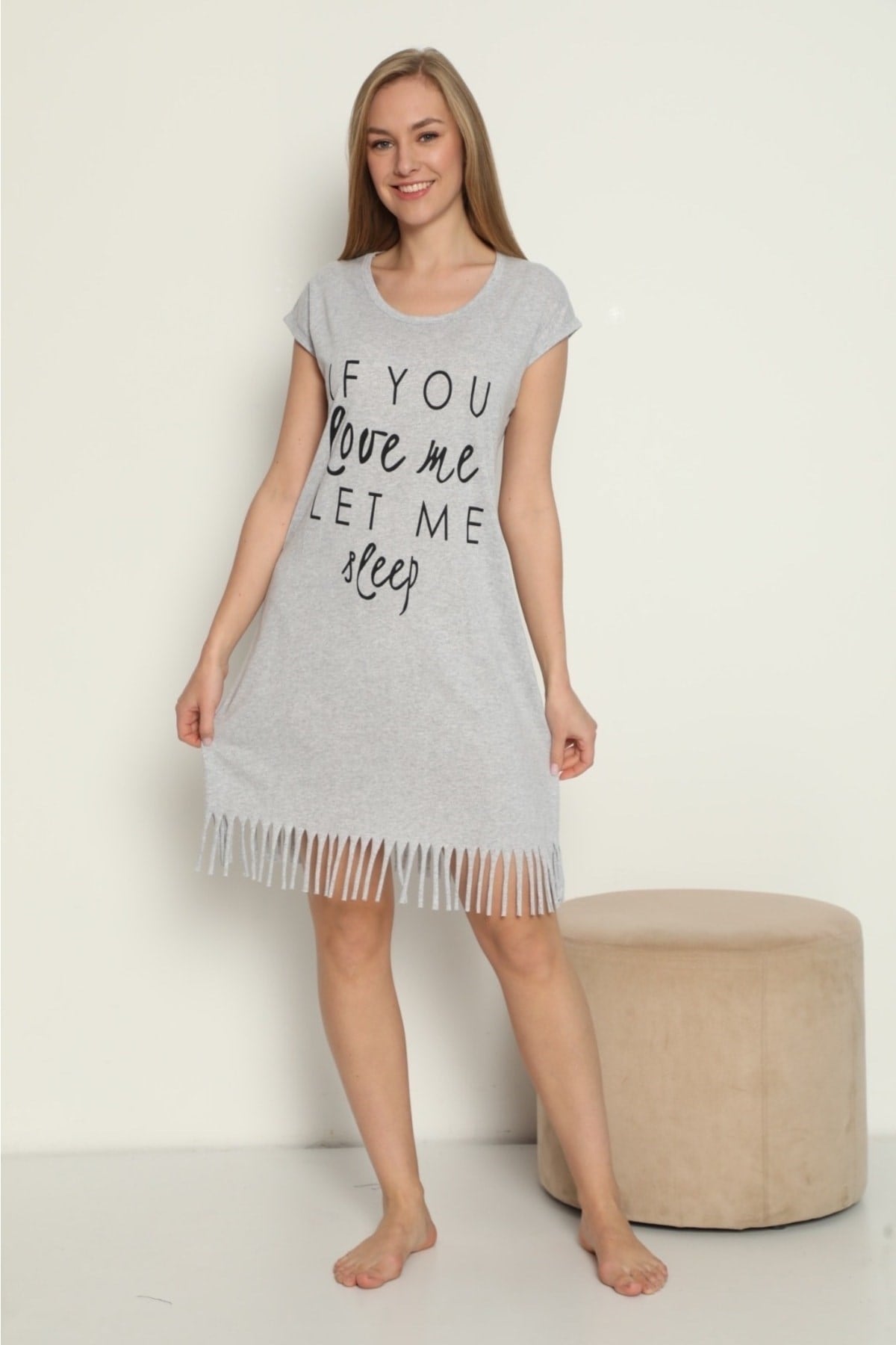 Kadın Gri Renkli If You Love Me Yazılı Püsküllü Elbise