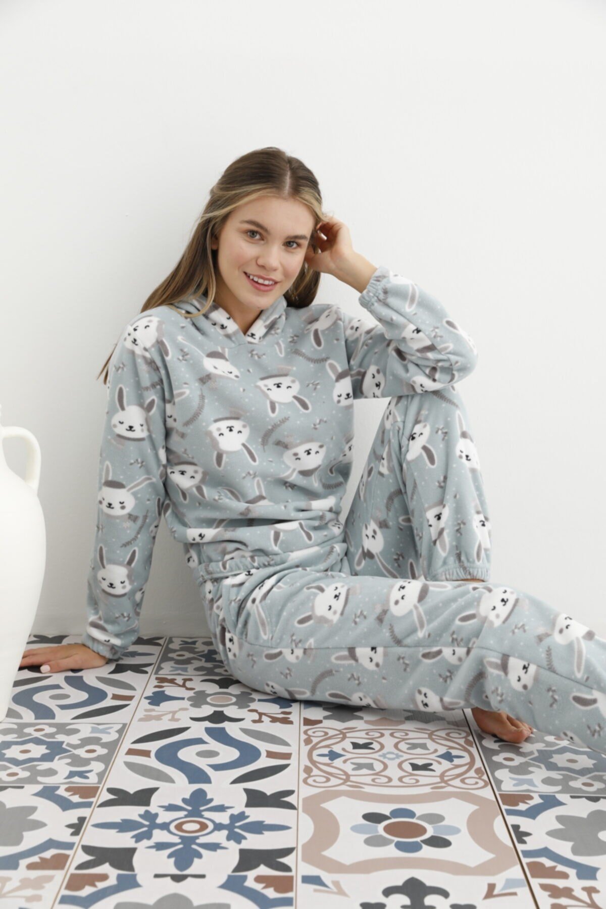 Kadın Mint Yeşili Tavşan Desenli Kapüşonlu Polar Eşofman Pijama Takımı
