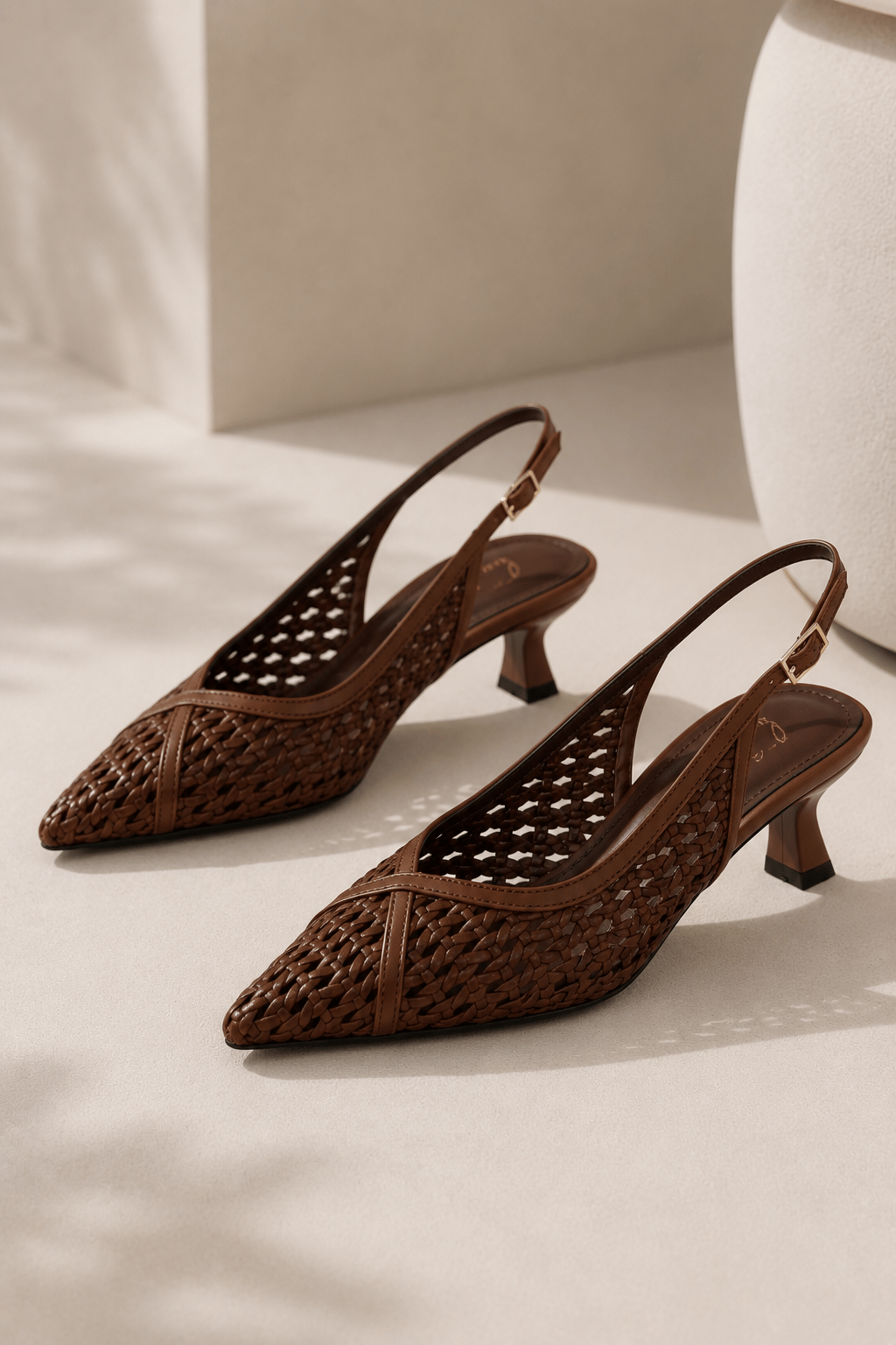 ALIX Kadın Acı Kahve Hasır Dokulu Sivri Burun Kadeh Topuklu Slingback Ayakkabı