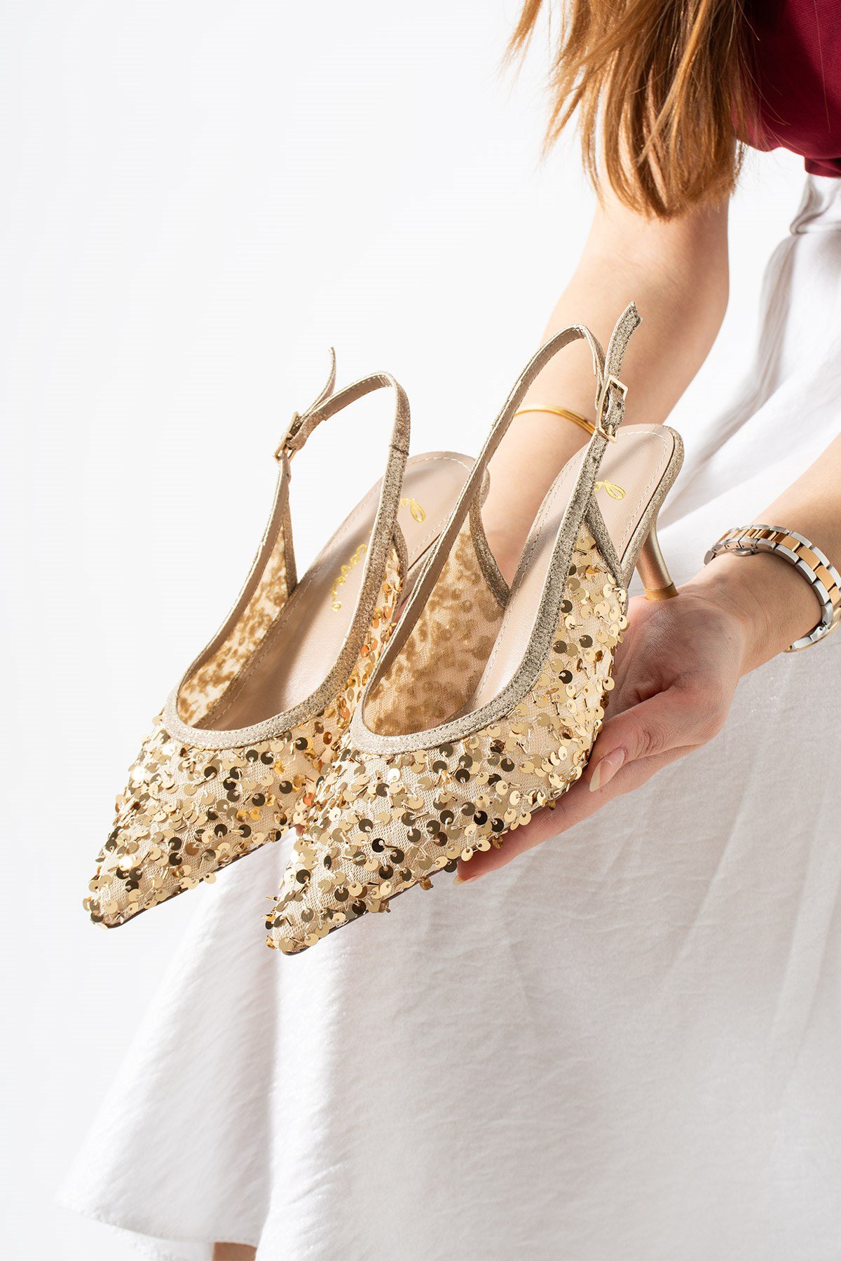 ARIYA Kadın Gold Sivri Burun Slingback Pul Payet Detaylı İnce Topuklu Ayakkabı
