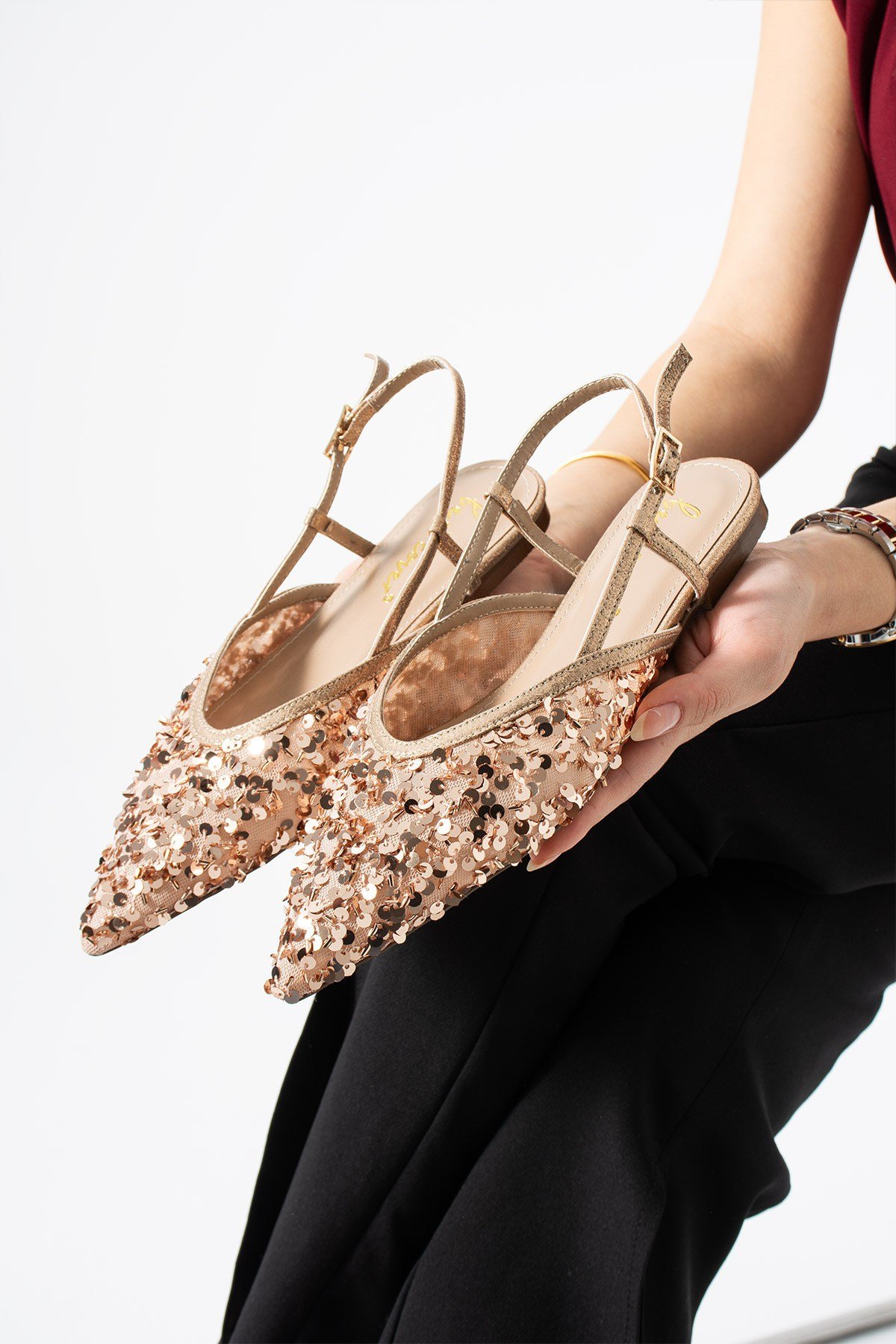 LERINA Kadın Bej Sivri Burun Slingback Pul Payet Detaylı Düz Taban Babet Ayakkabı