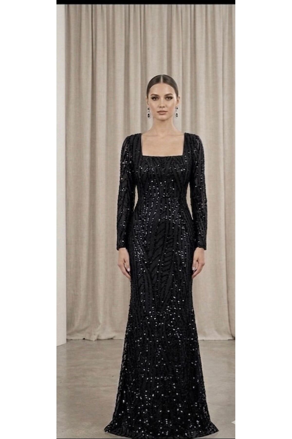 • Noveradress Pullu Payetli Kare Yaka Balık Model Gece Elbisesi