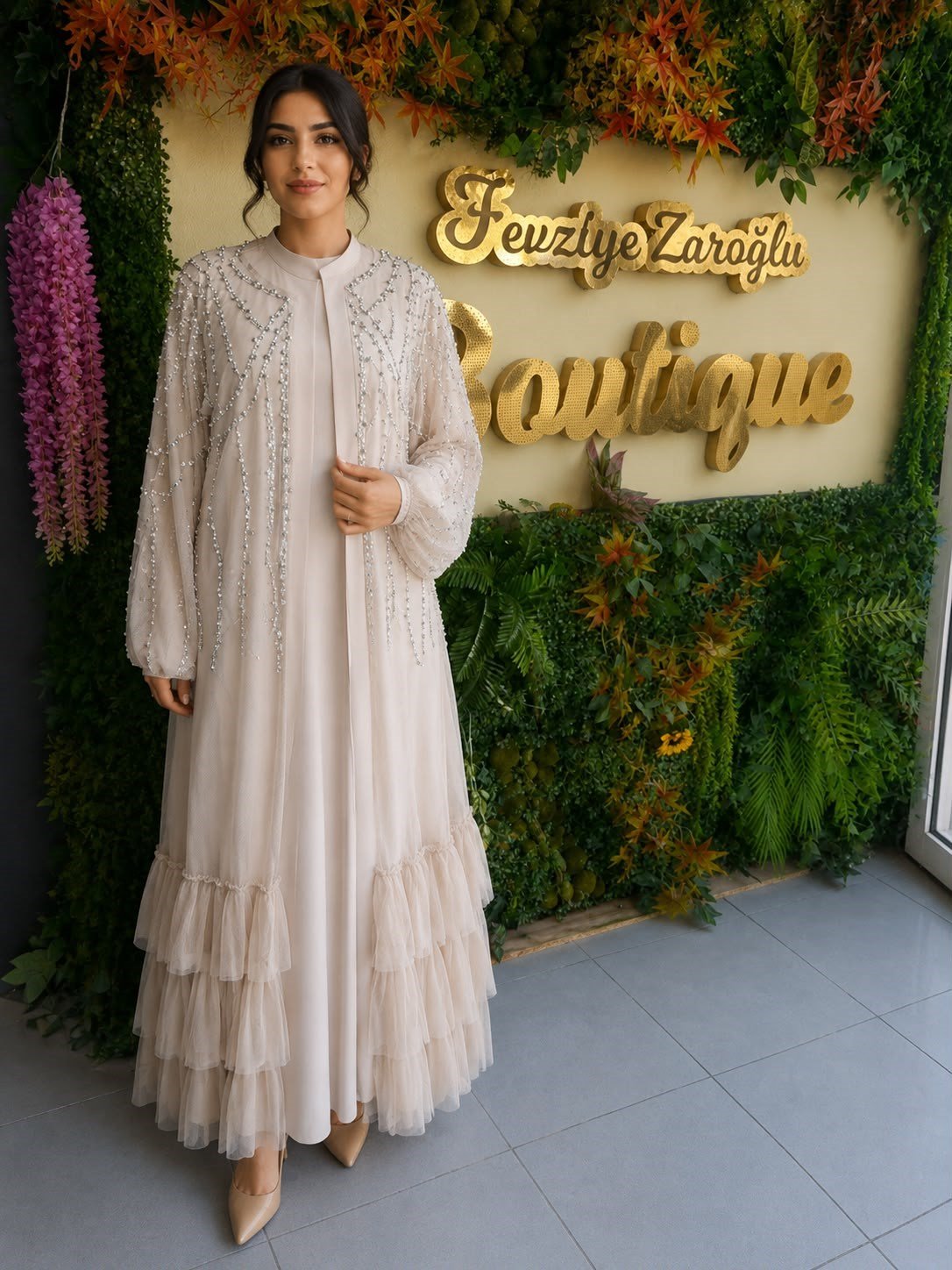 ETRUCCİ BEJ TÜL ABAYA