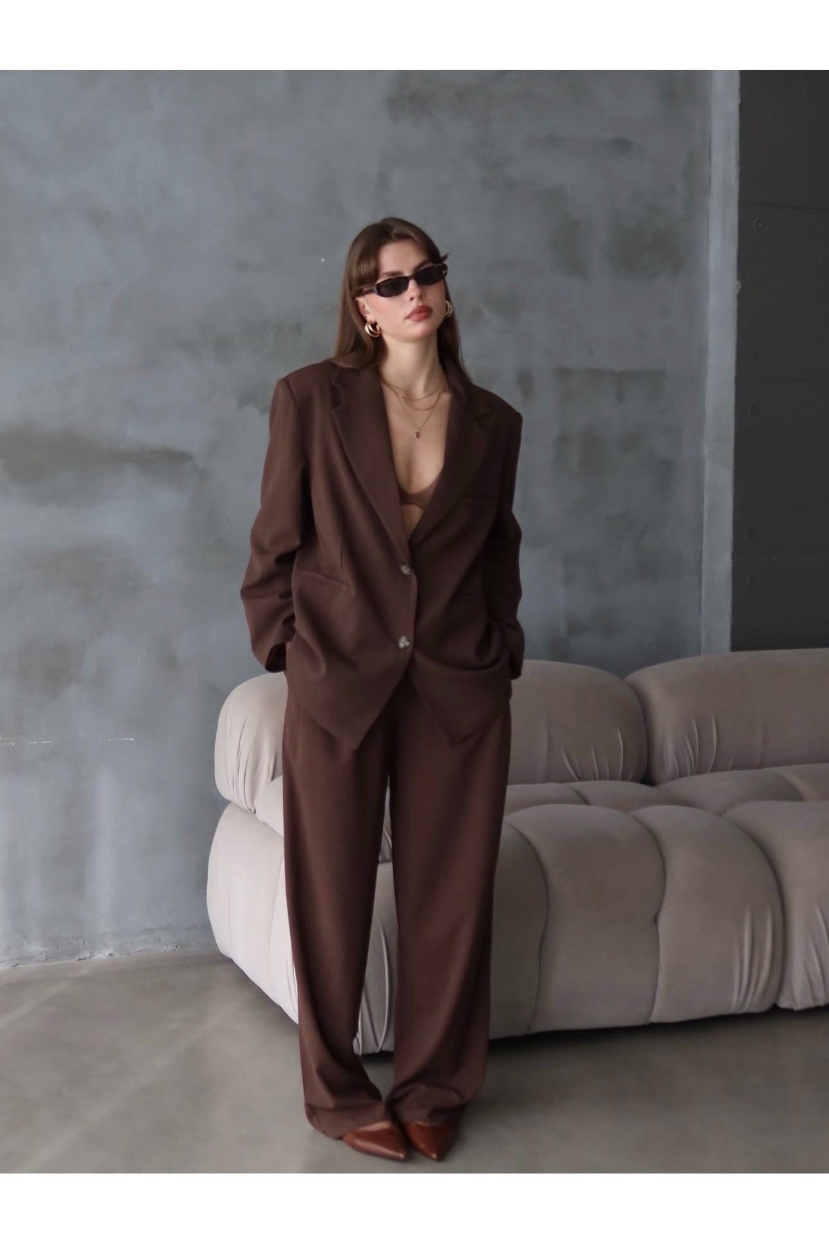 Kadın Kahverengi Çift Düğme Detaylı Ekstra Oversize Blazer Ceket