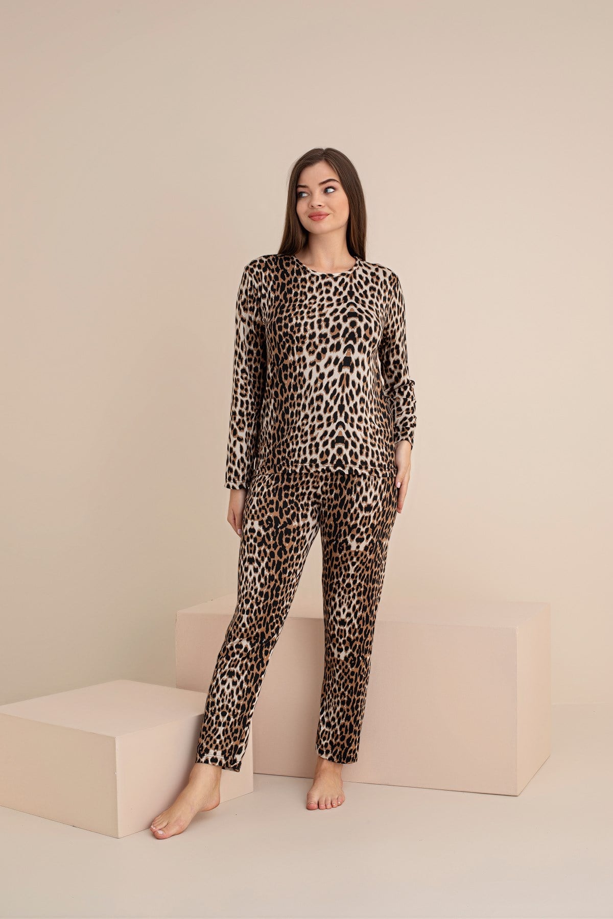 KADIN Milan Örme Leopar Desenli Uzun Kol Kadın Pijama Takımı