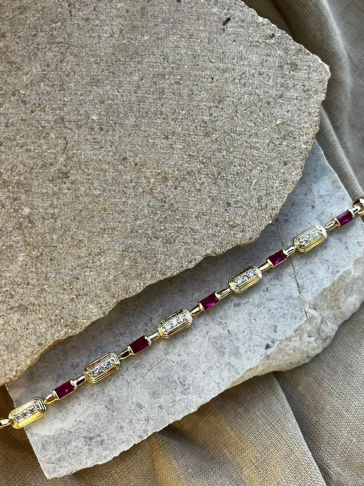 14K Mürdüm ve Parıltı Taşlı Bileklik