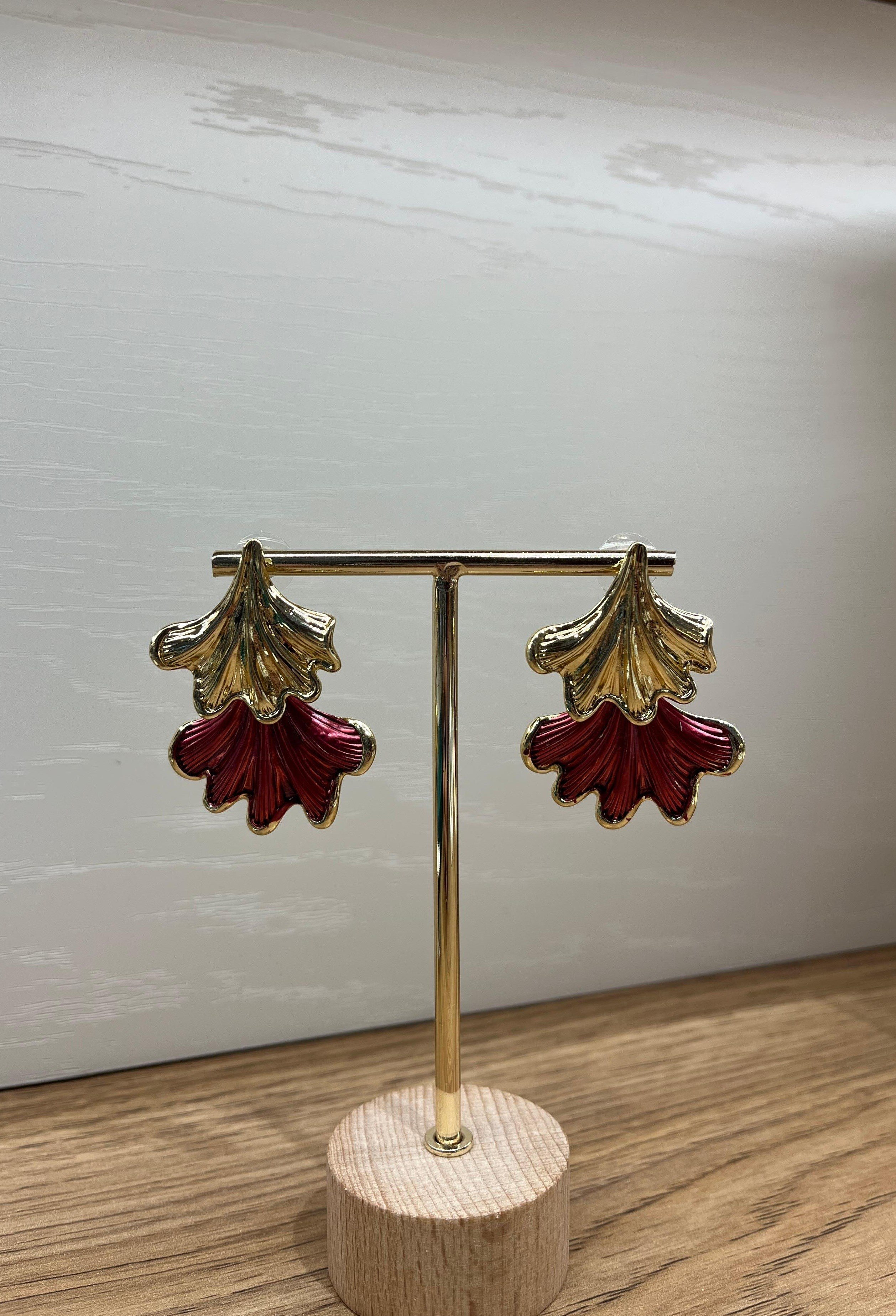 Bordo Gold Yaprak Küpe