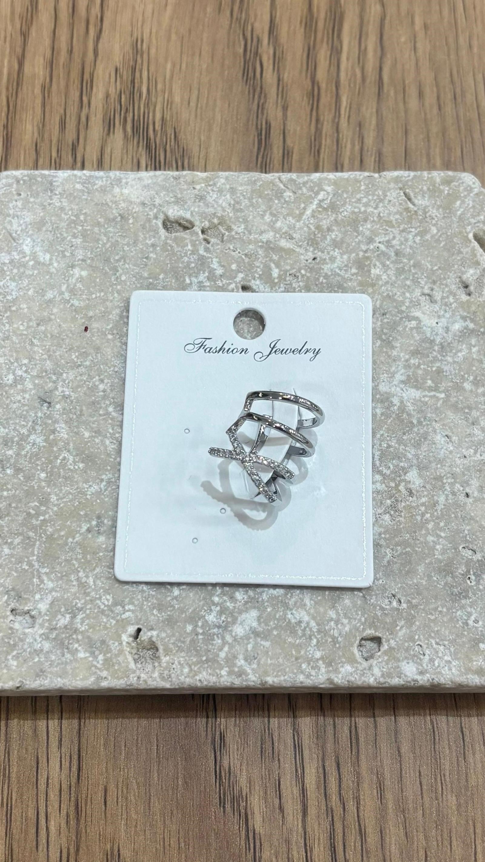 Dört Sıra Silver Kıkırdak Küpe