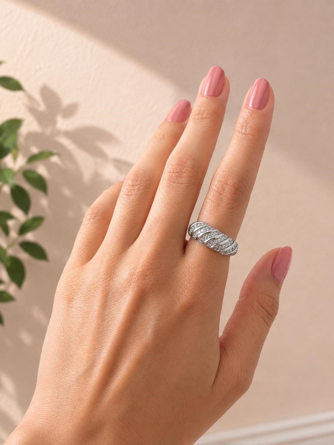 Taşlı Sıralı Silver Yüzük
