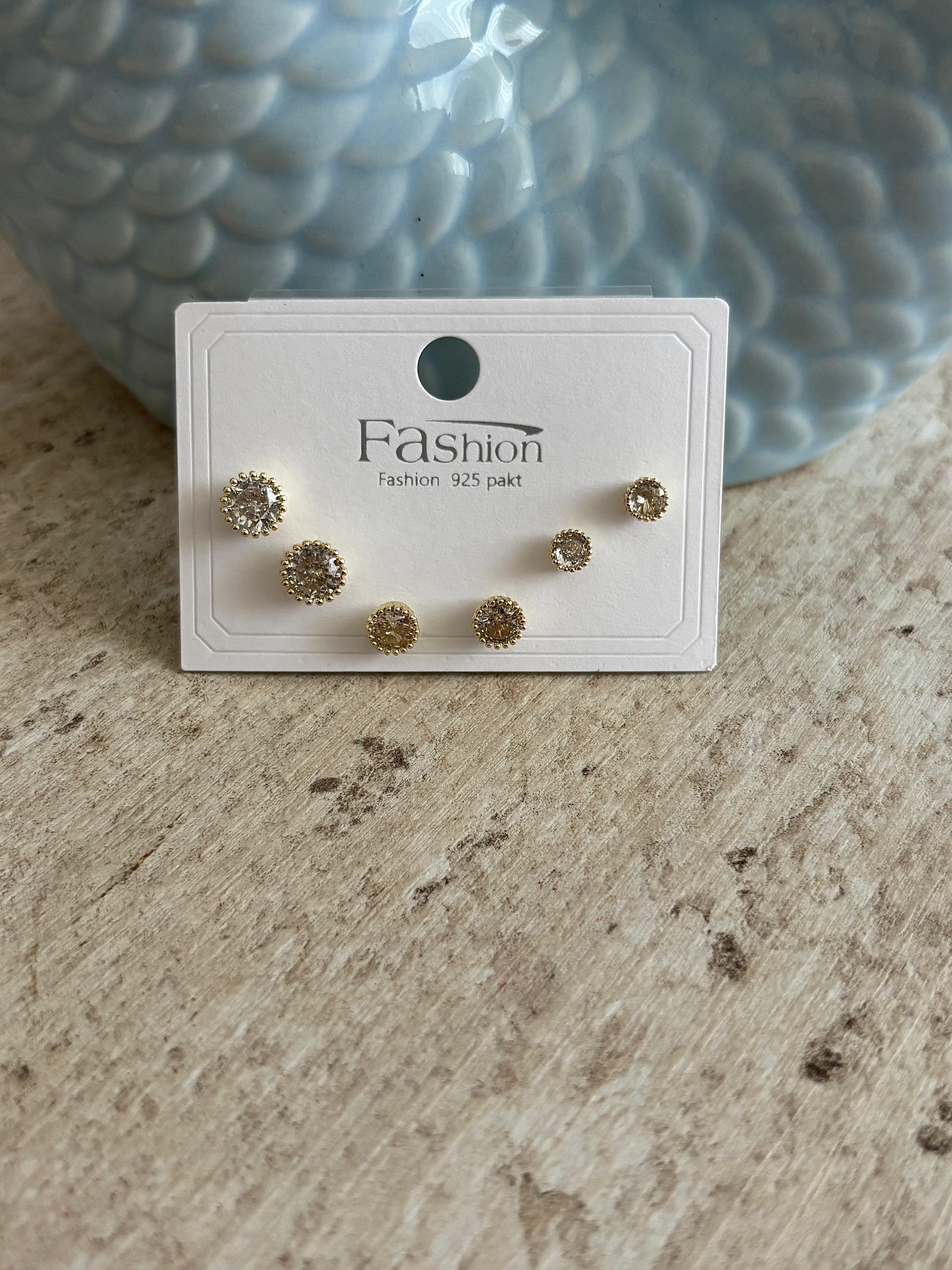Tek Taş Gold Altılı Küpe
