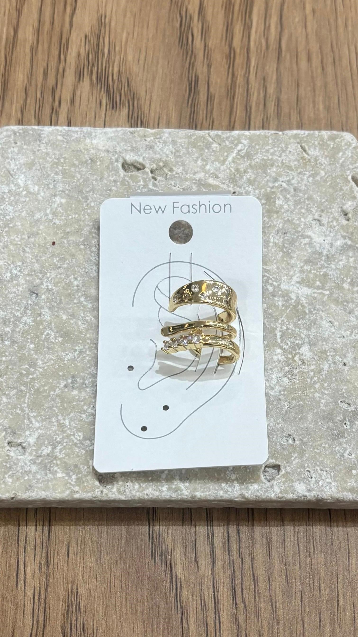 Üç Sıra Taşlı Gold Kıkırdak Küpe