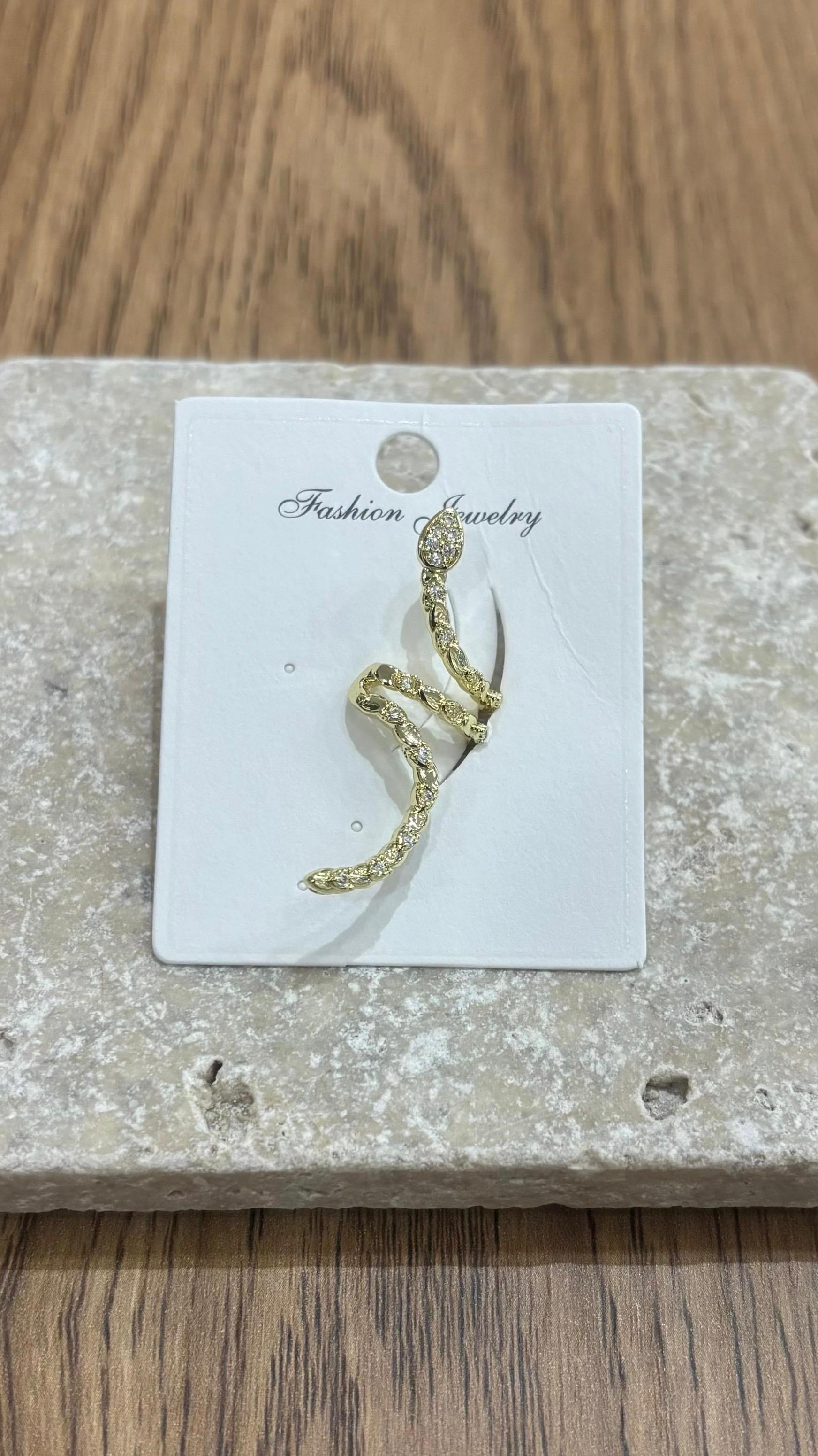 Yılanlı Gold Kıkırdak Küpe